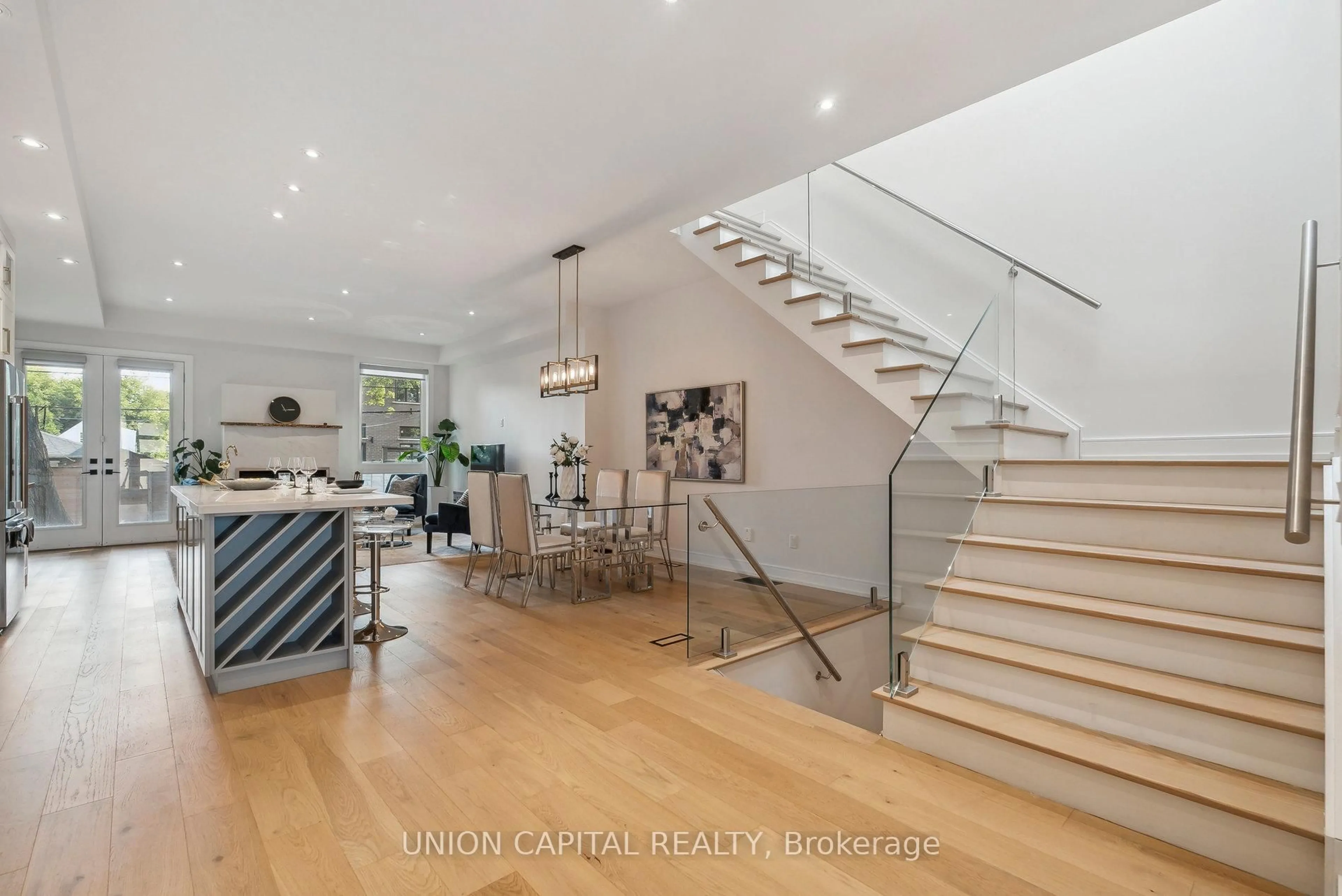 Unknown for 85B Westbourne Ave, Toronto Ontario M1L 2Y6