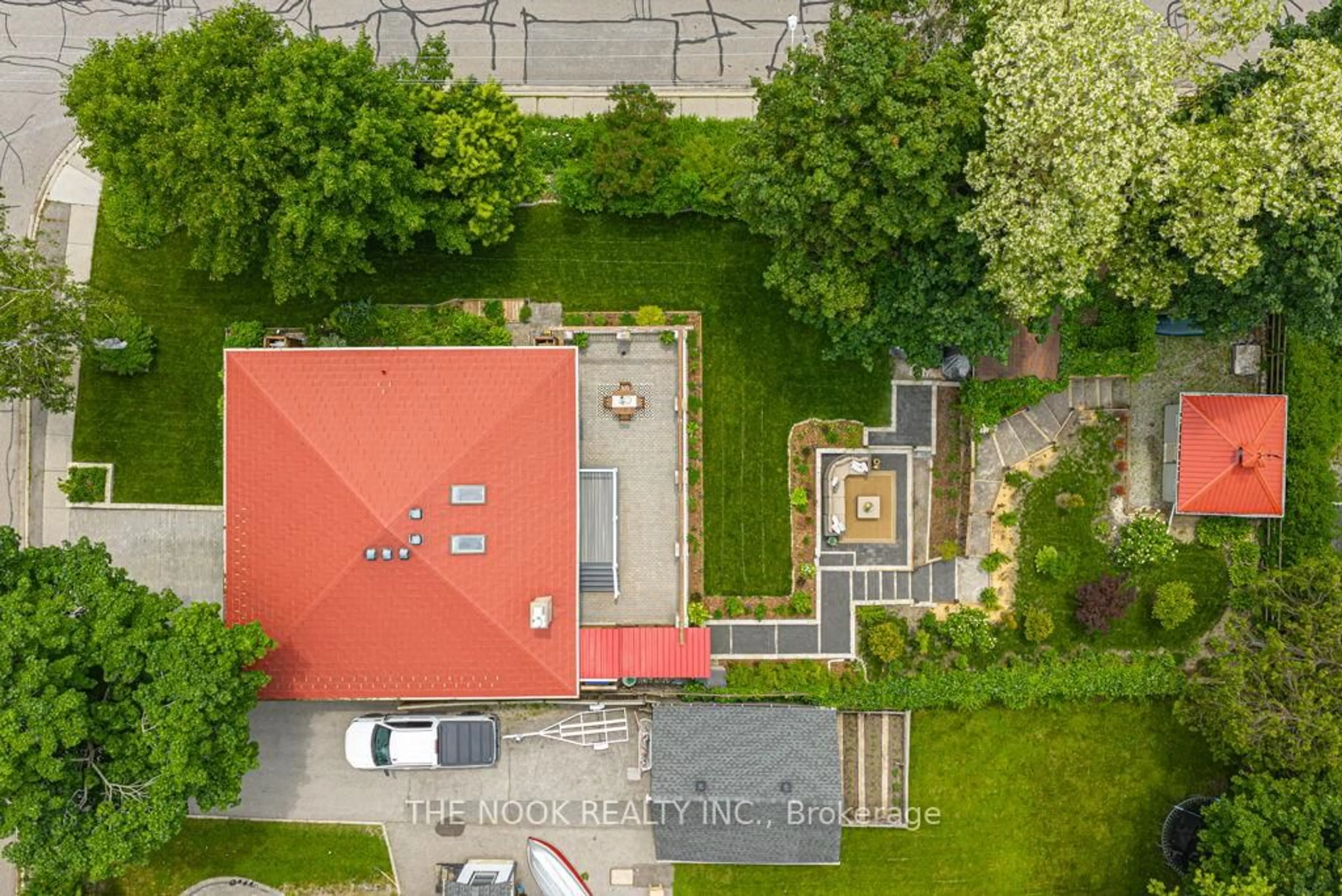 A pic from outside/outdoor area/front of a property/back of a property/a pic from drone, street for 2 Church St, Clarington Ontario L0B 1M0