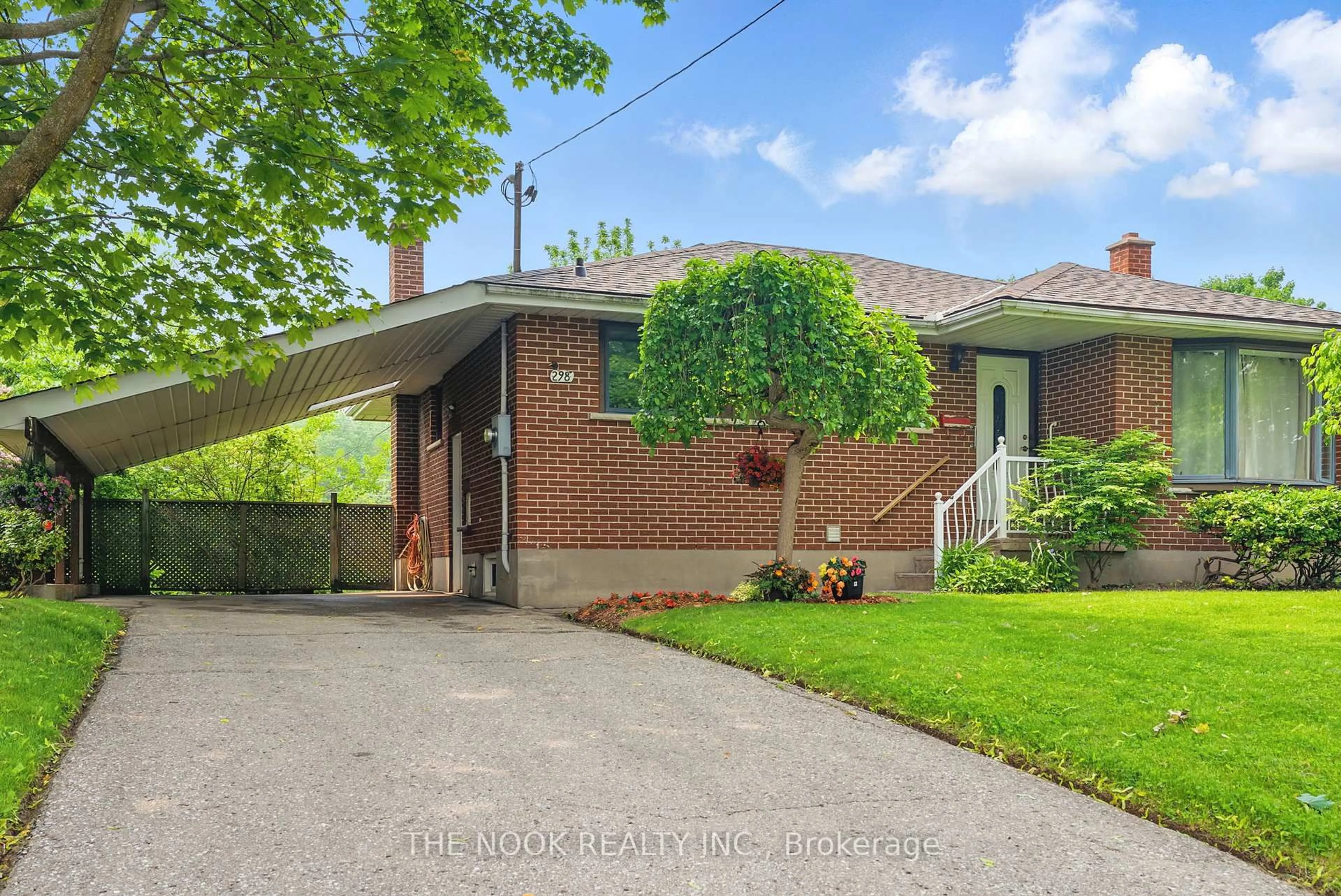 Home with brick exterior material, street for 298 Dover St, Oshawa Ontario L1G 6G6