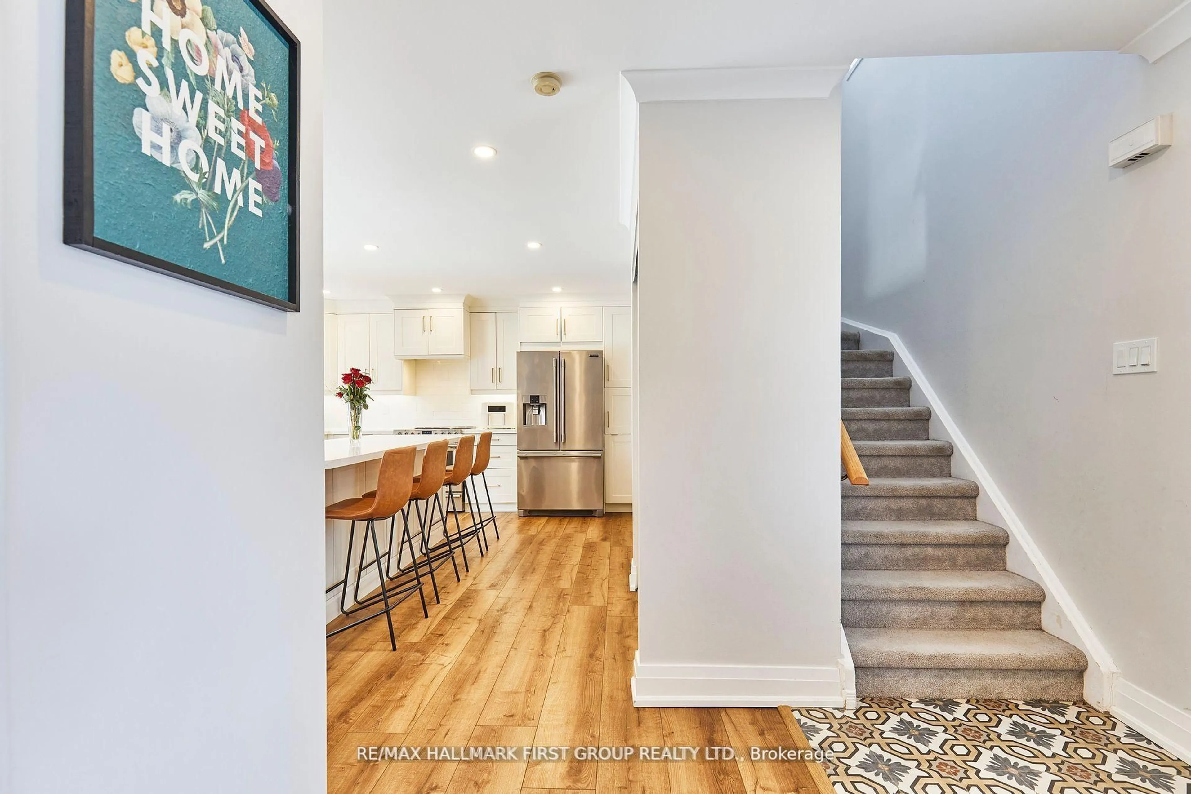 Unknown for 72 Irwin Dr, Whitby Ontario L1N 9H7