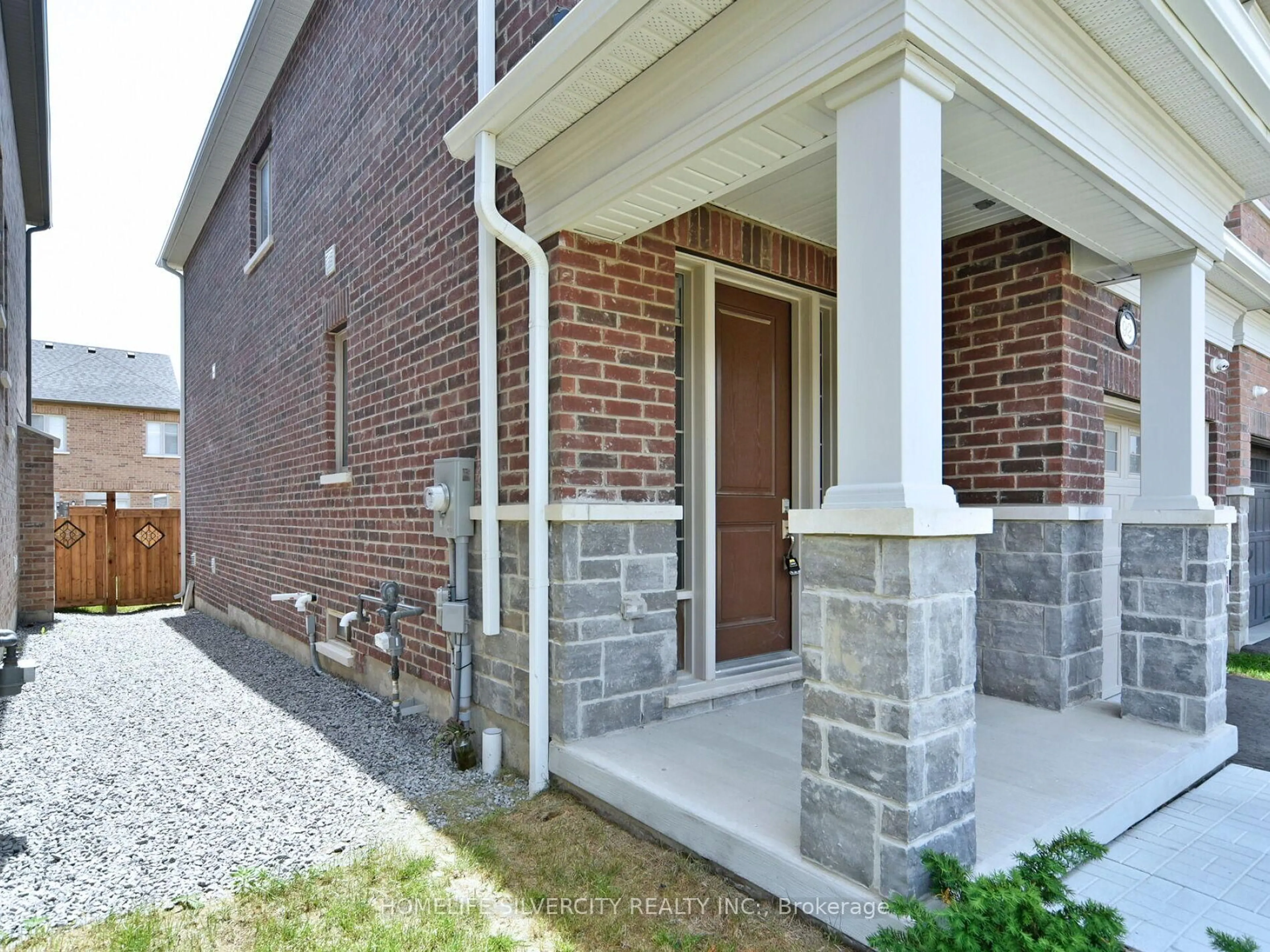 Home with brick exterior material, street for 92 Deer Ridge Cres, Whitby Ontario L1P 0P2