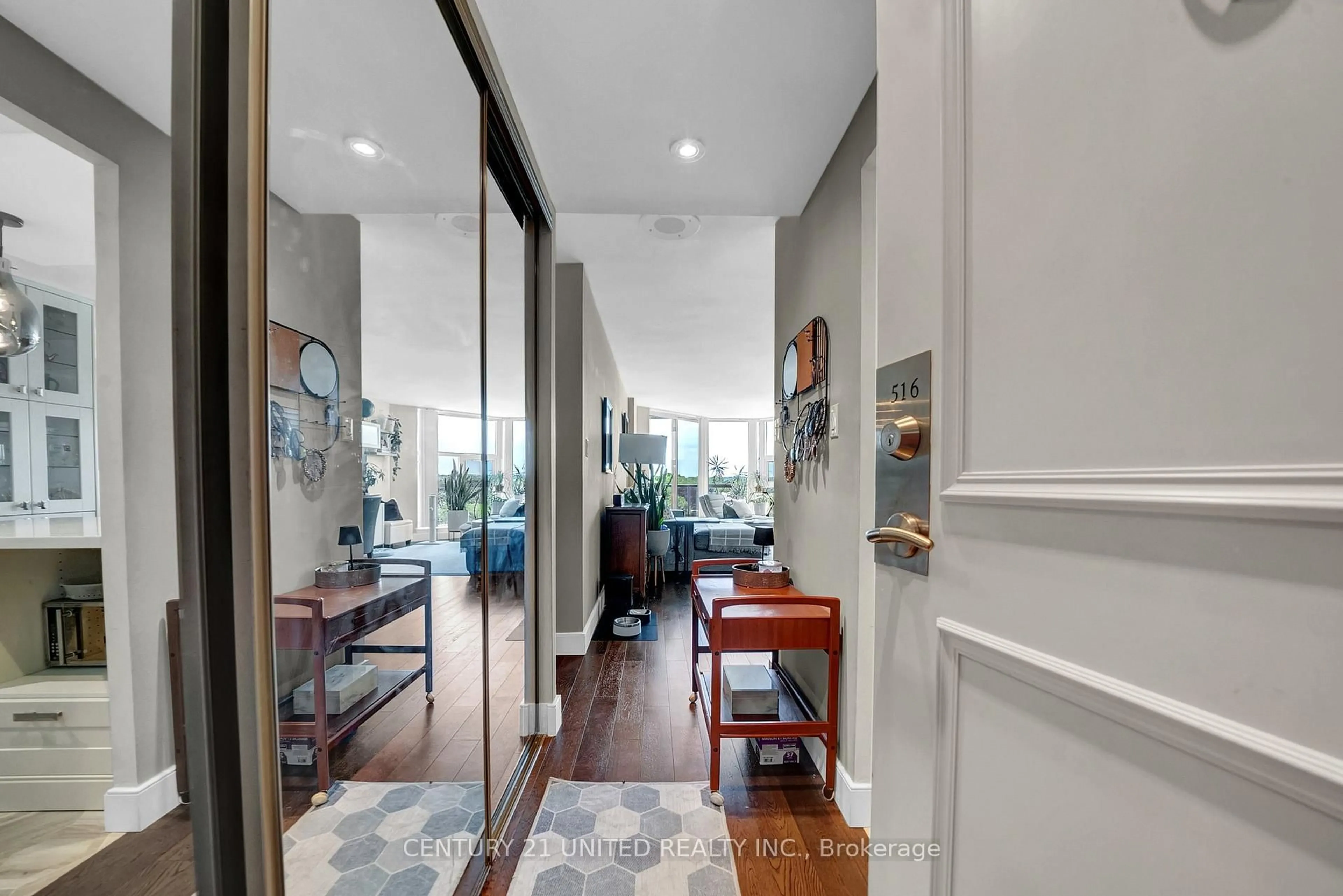 Indoor entryway for 10 Dean Park Rd #516, Toronto Ontario M1B 3G8