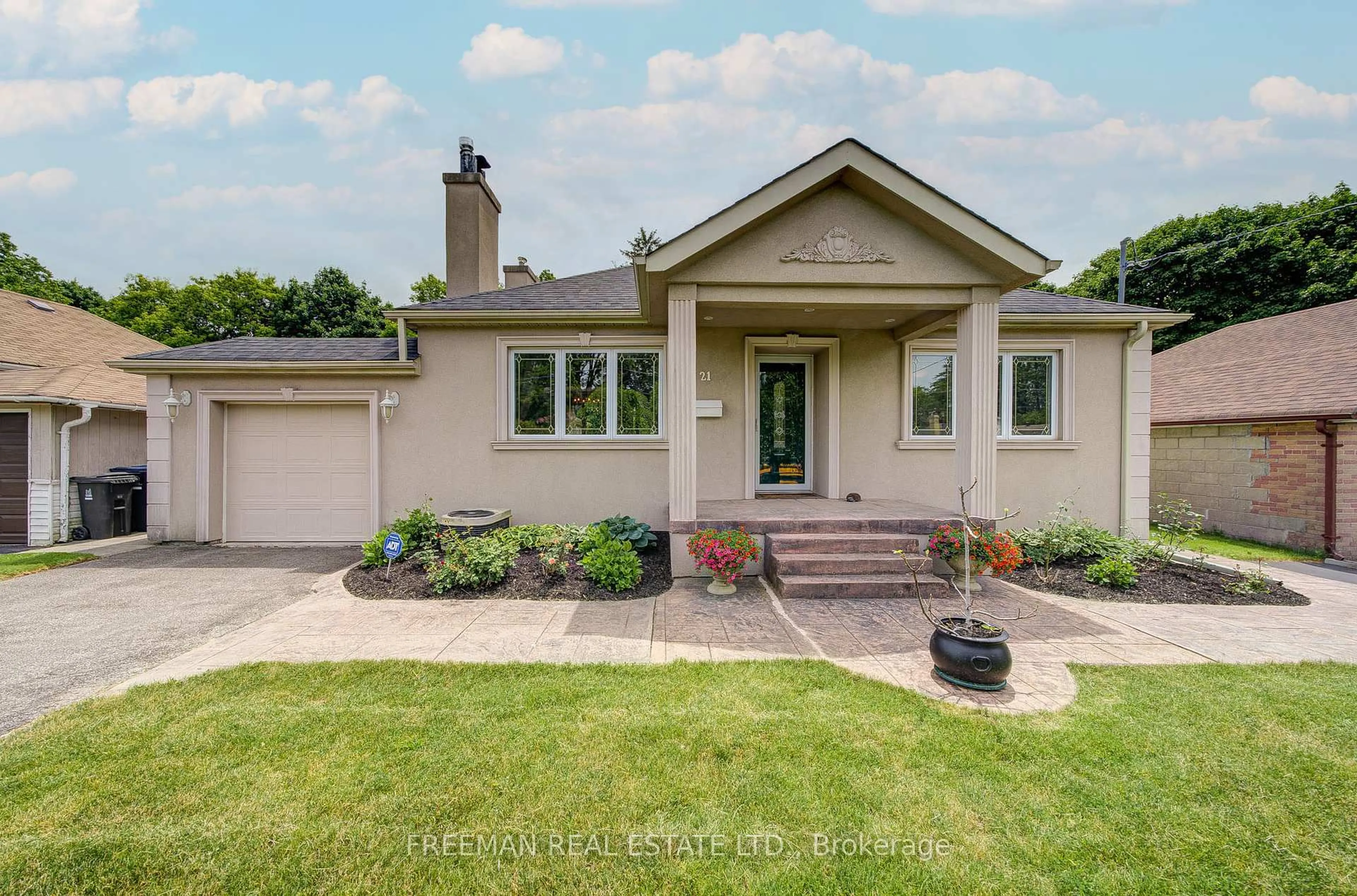 Home with brick exterior material, street for 21 Martindale Rd, Toronto Ontario M1M 2B8