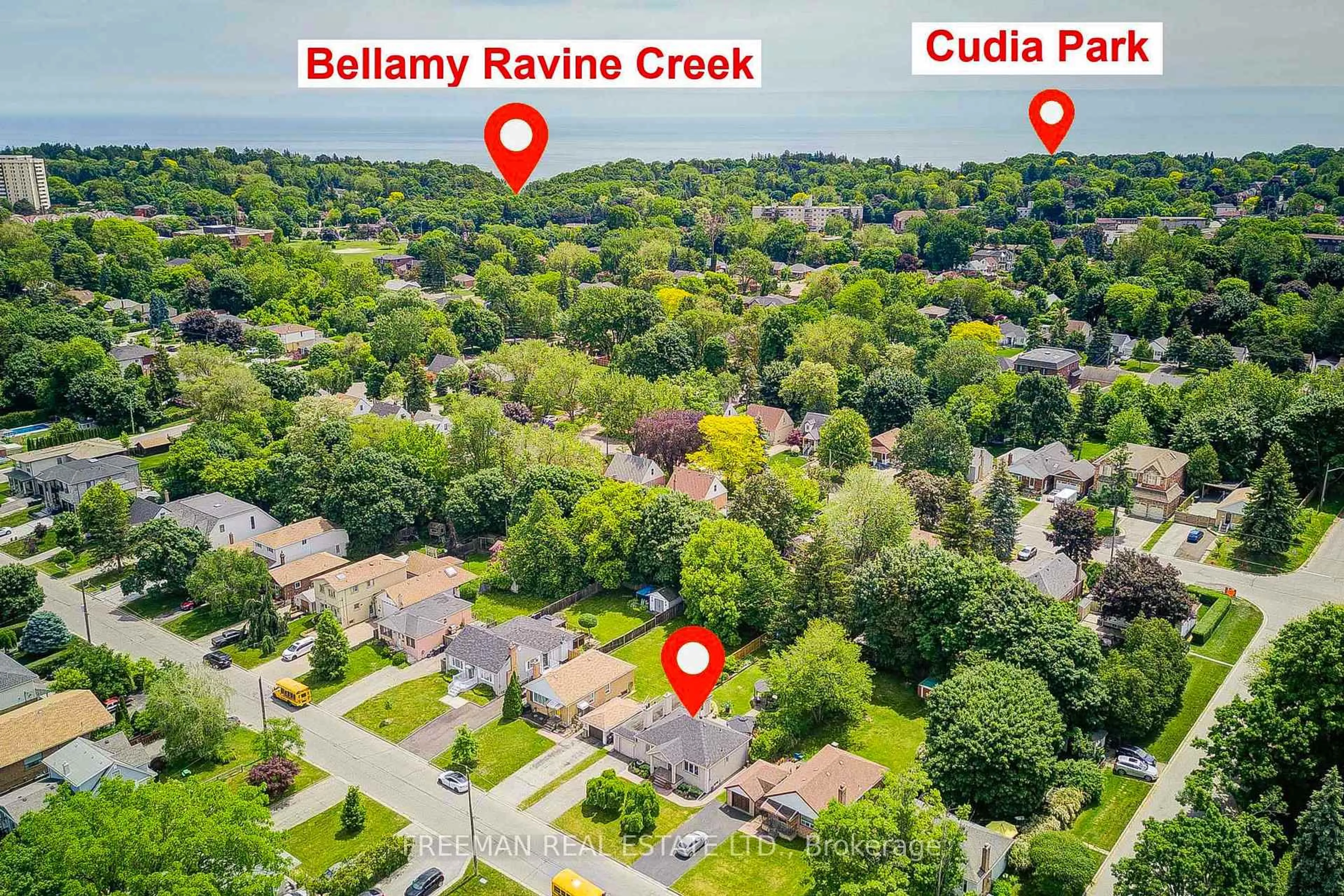 A pic from outside/outdoor area/front of a property/back of a property/a pic from drone, city buildings view from balcony for 21 Martindale Rd, Toronto Ontario M1M 2B8
