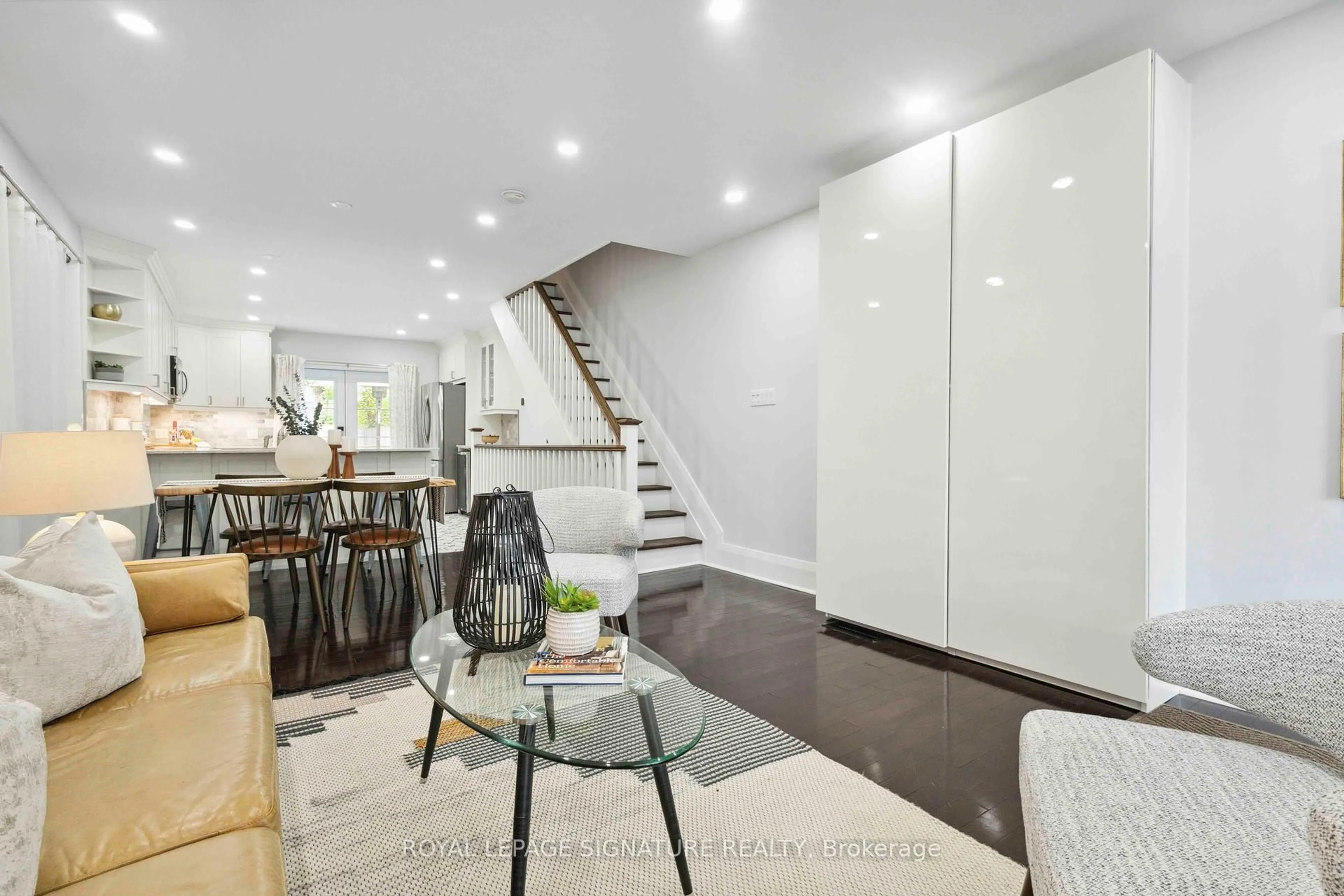 Open concept kitchen, unknown for 368 Coxwell Ave, Toronto Ontario M4L 3B7