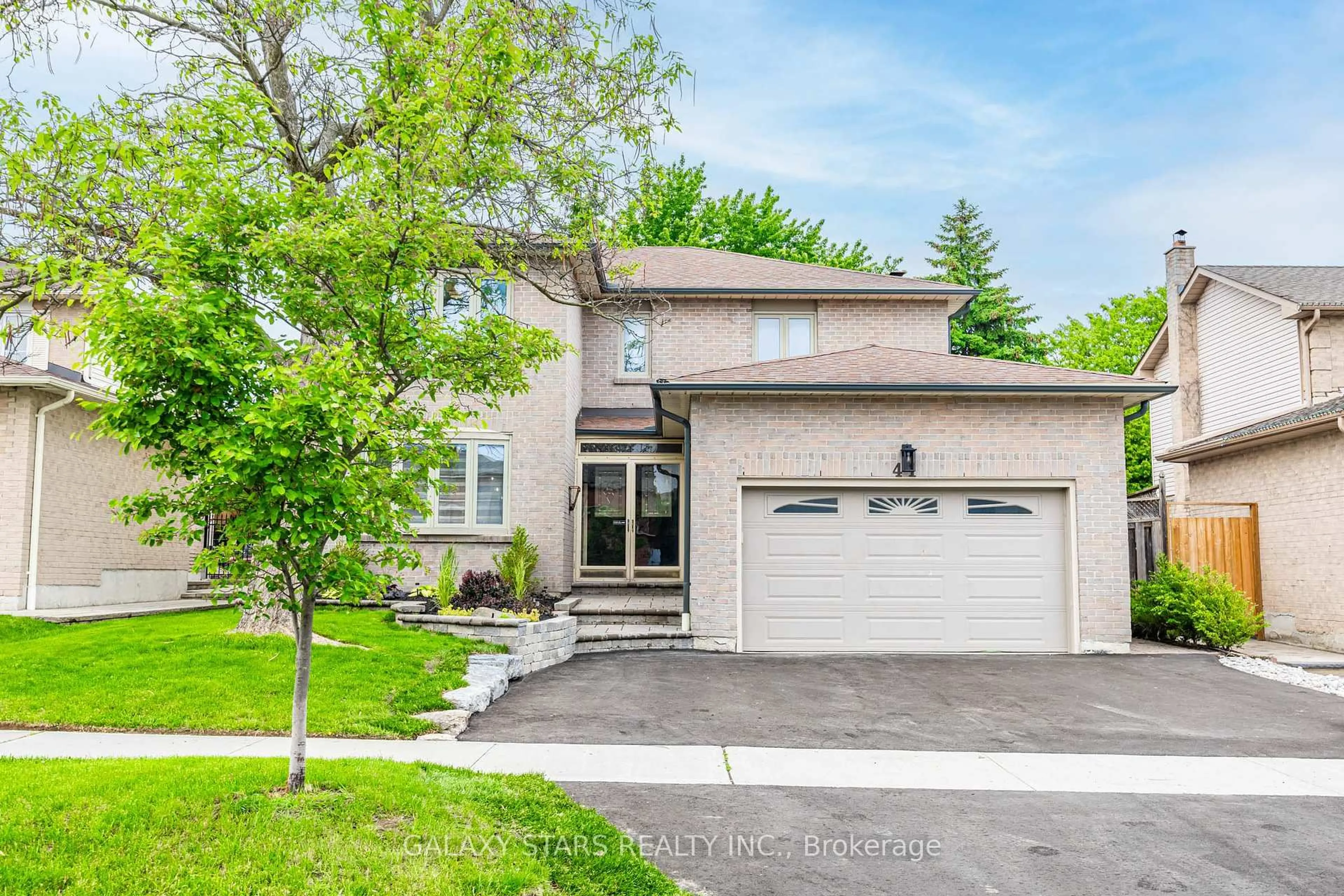 Home with brick exterior material, street for 41 Jason Dr, Whitby Ontario L1R 1L1