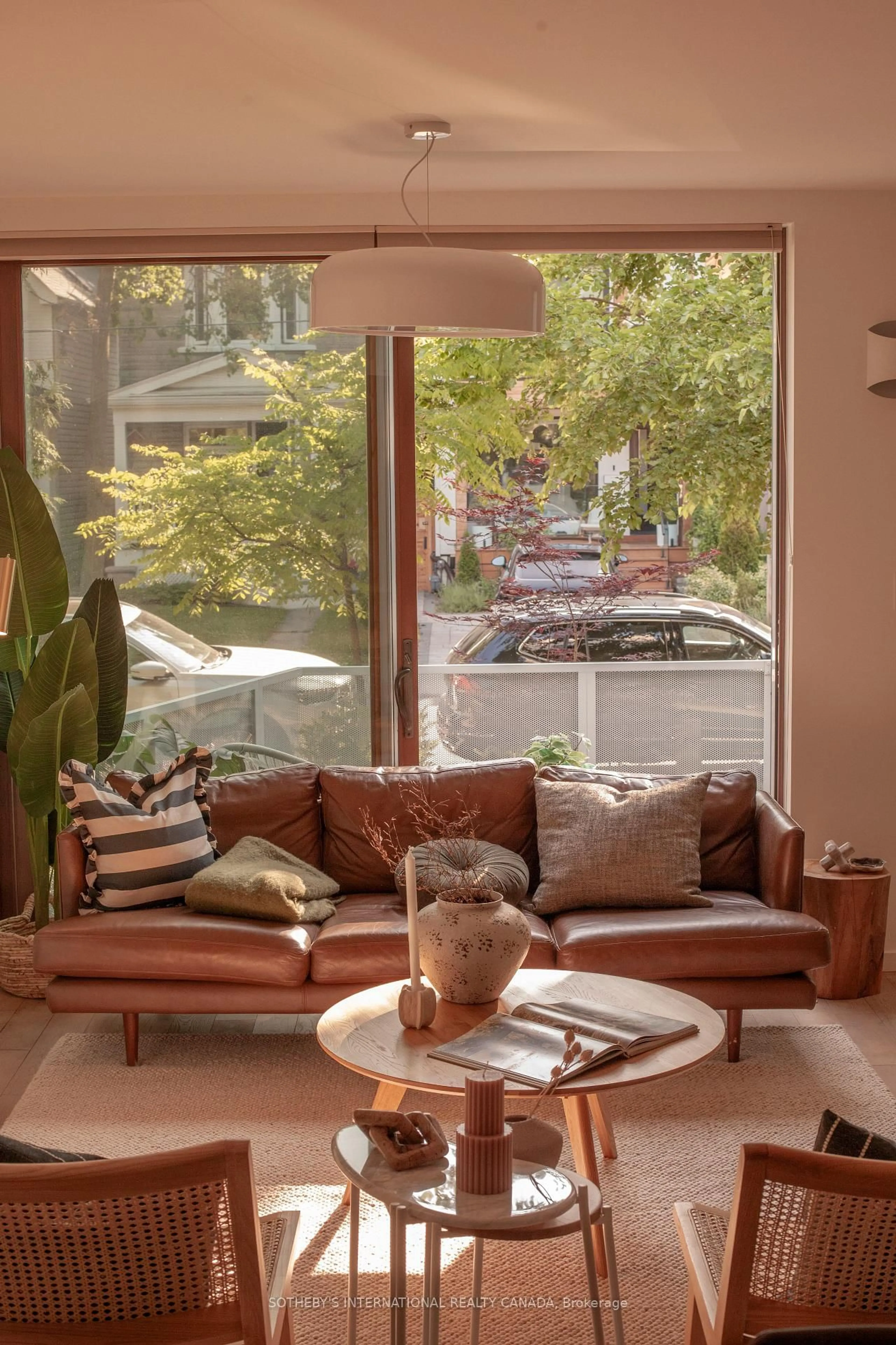 Living room with furniture, unknown for 79 Eaton Ave #1, Toronto Ontario M4J 2Z4