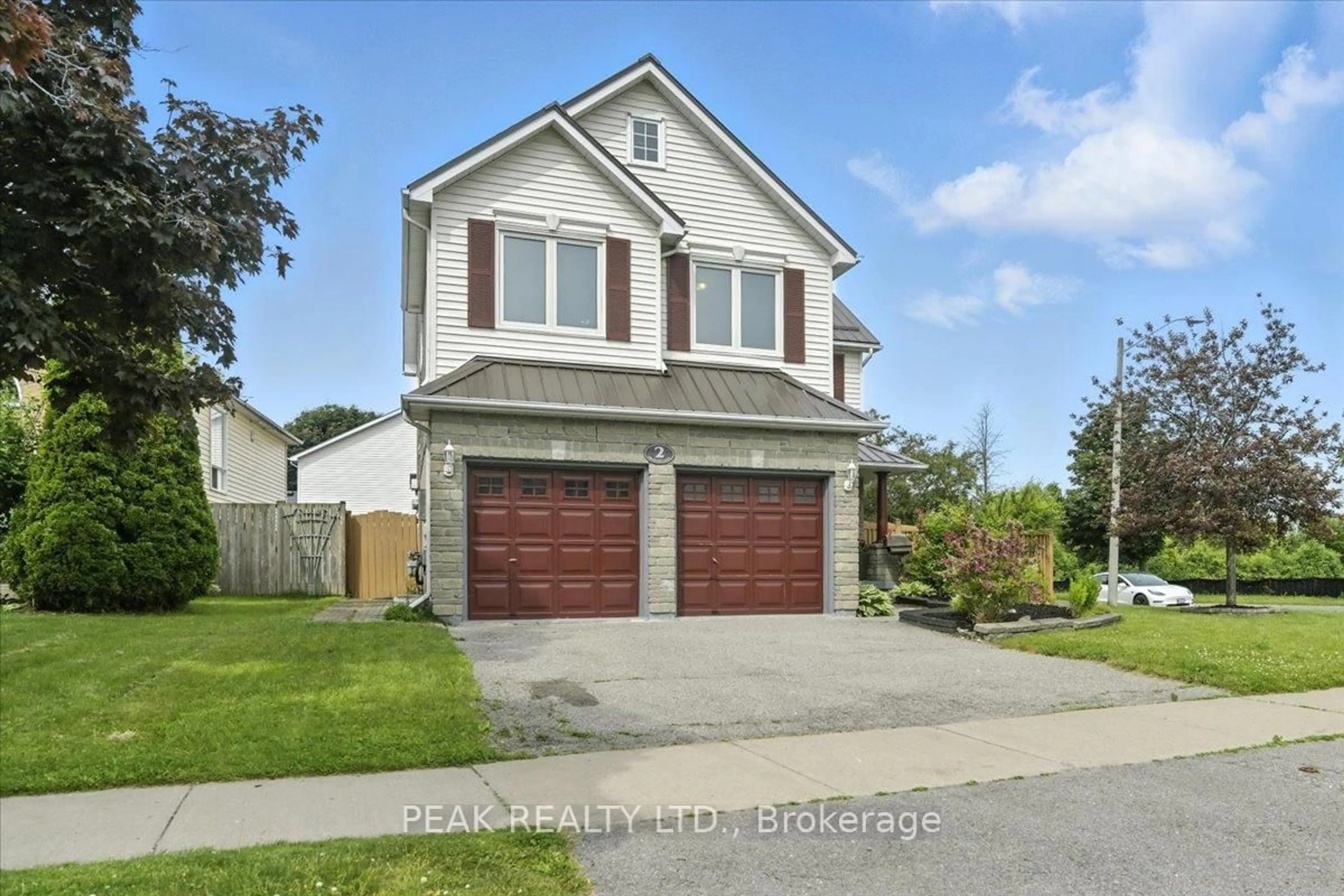 Home with vinyl exterior material, street for 2 Granary Lane, Clarington Ontario L1E 2X9