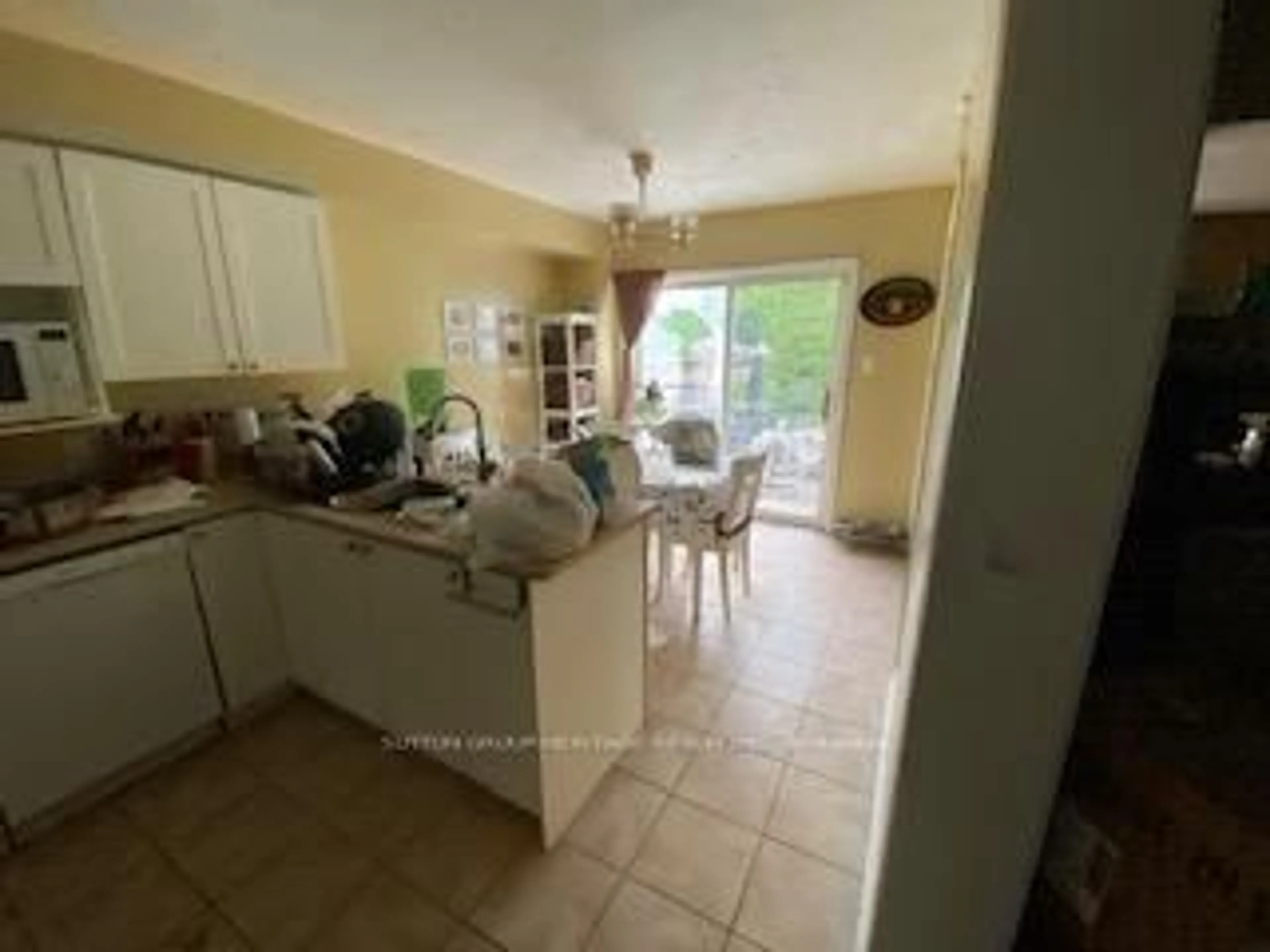 A pic of a room for 521 Hickory St, Whitby Ontario L1N 9W9