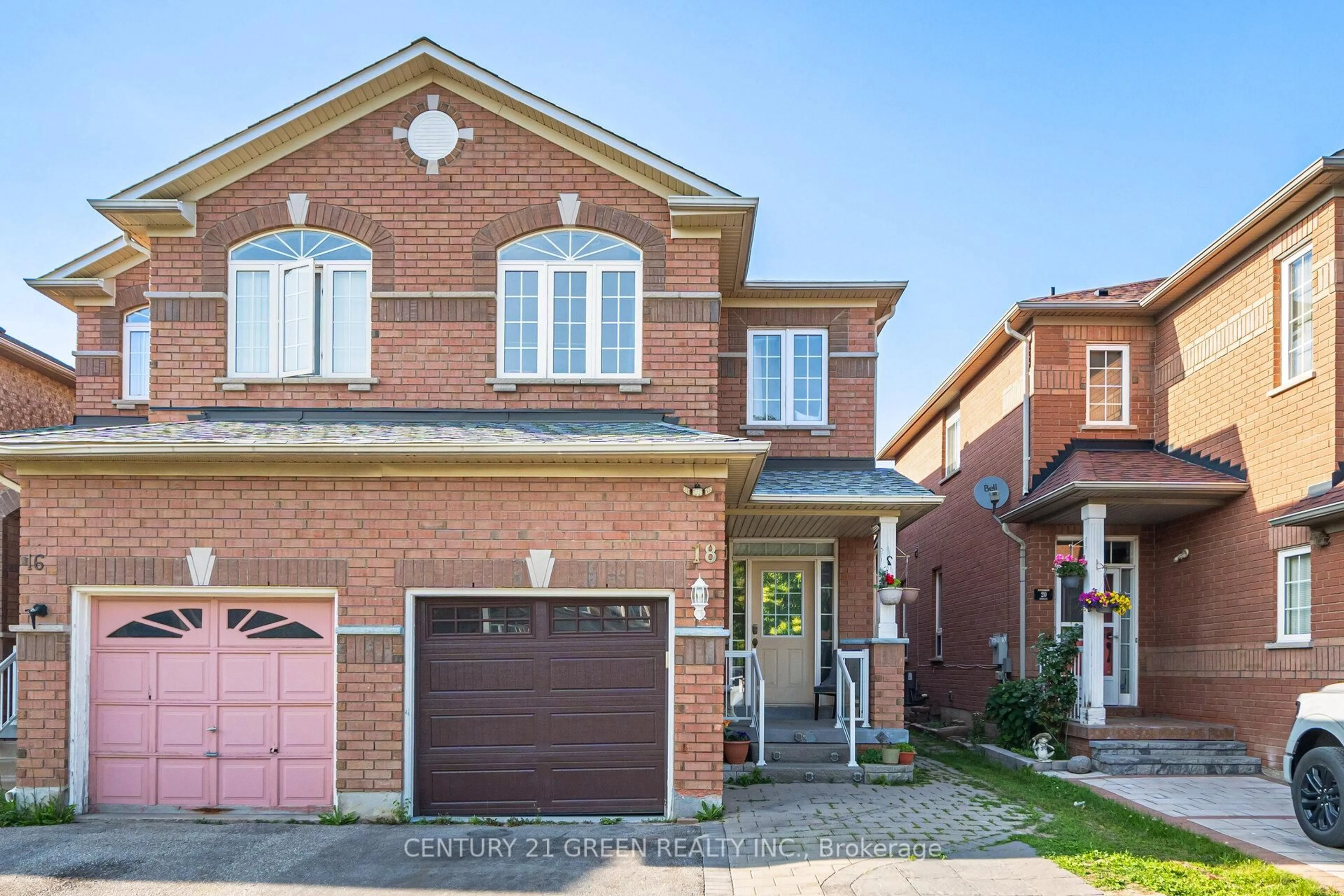 Home with brick exterior material, street for 18 Fiddlehead Terr, Toronto Ontario M1B 6B5
