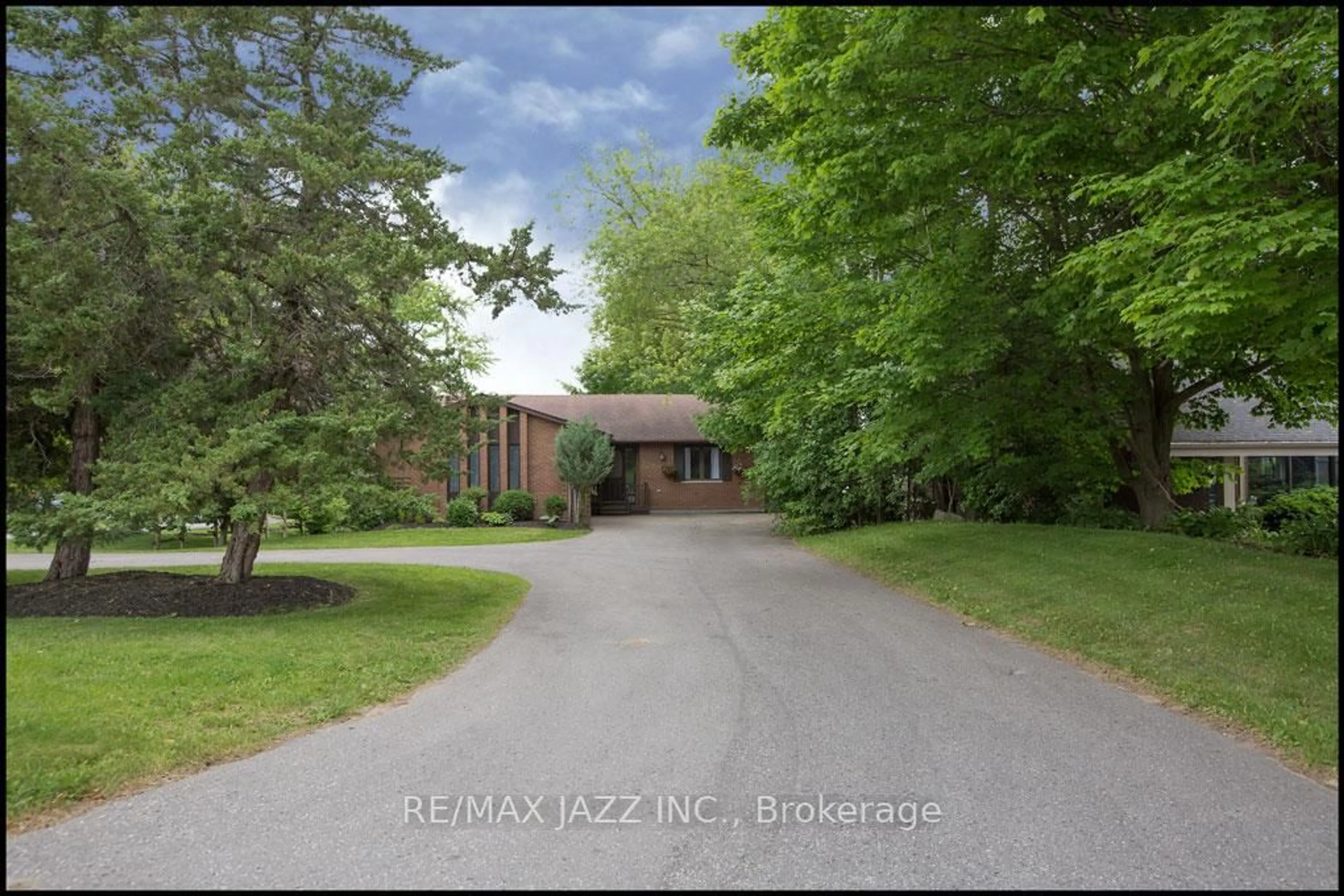 Unknown for 447 Lakeshore Dr, Scugog Ontario L9L 1N7