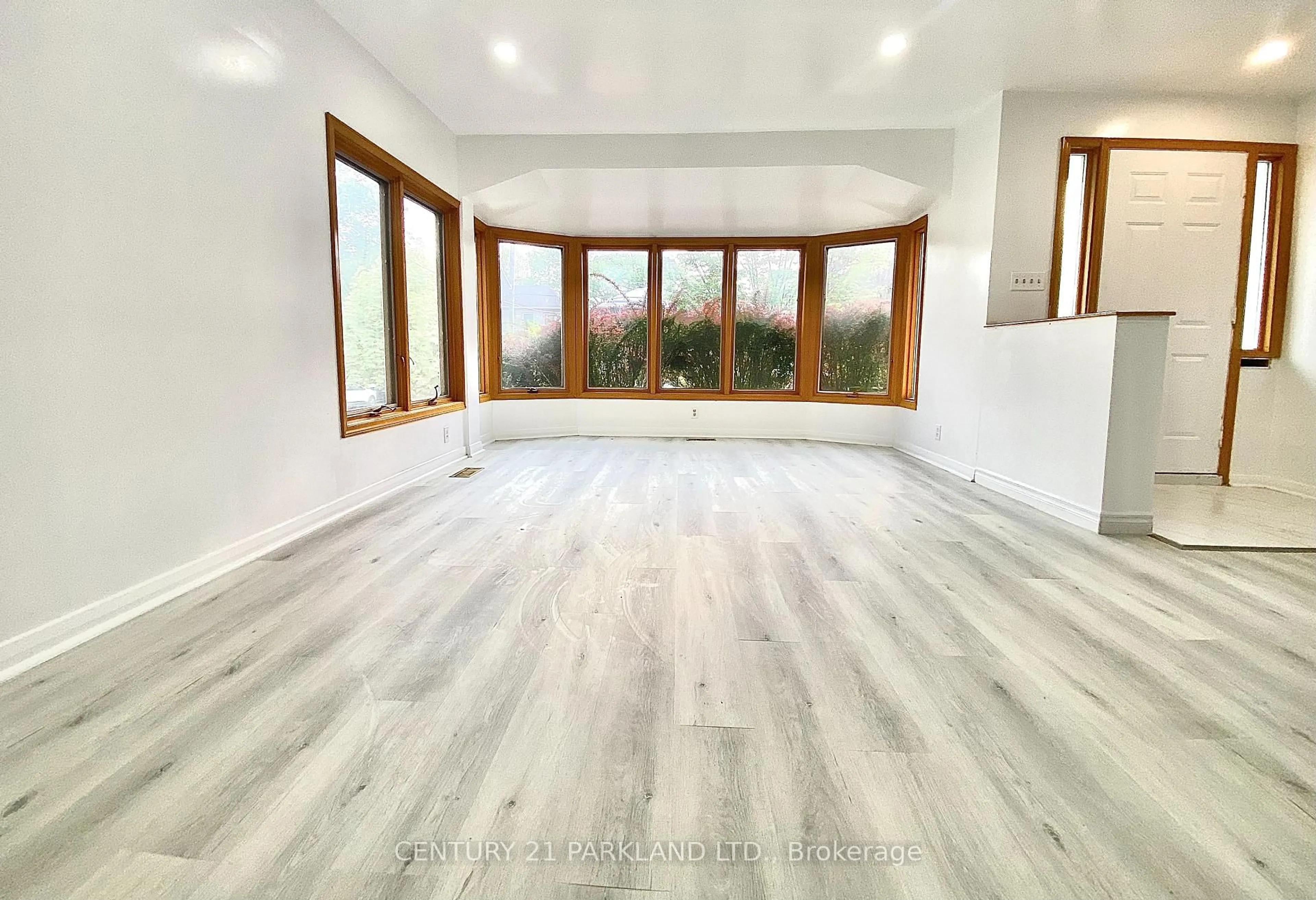 A pic of a room for 9 Brooklawn Ave, Toronto Ontario M1M 2P3