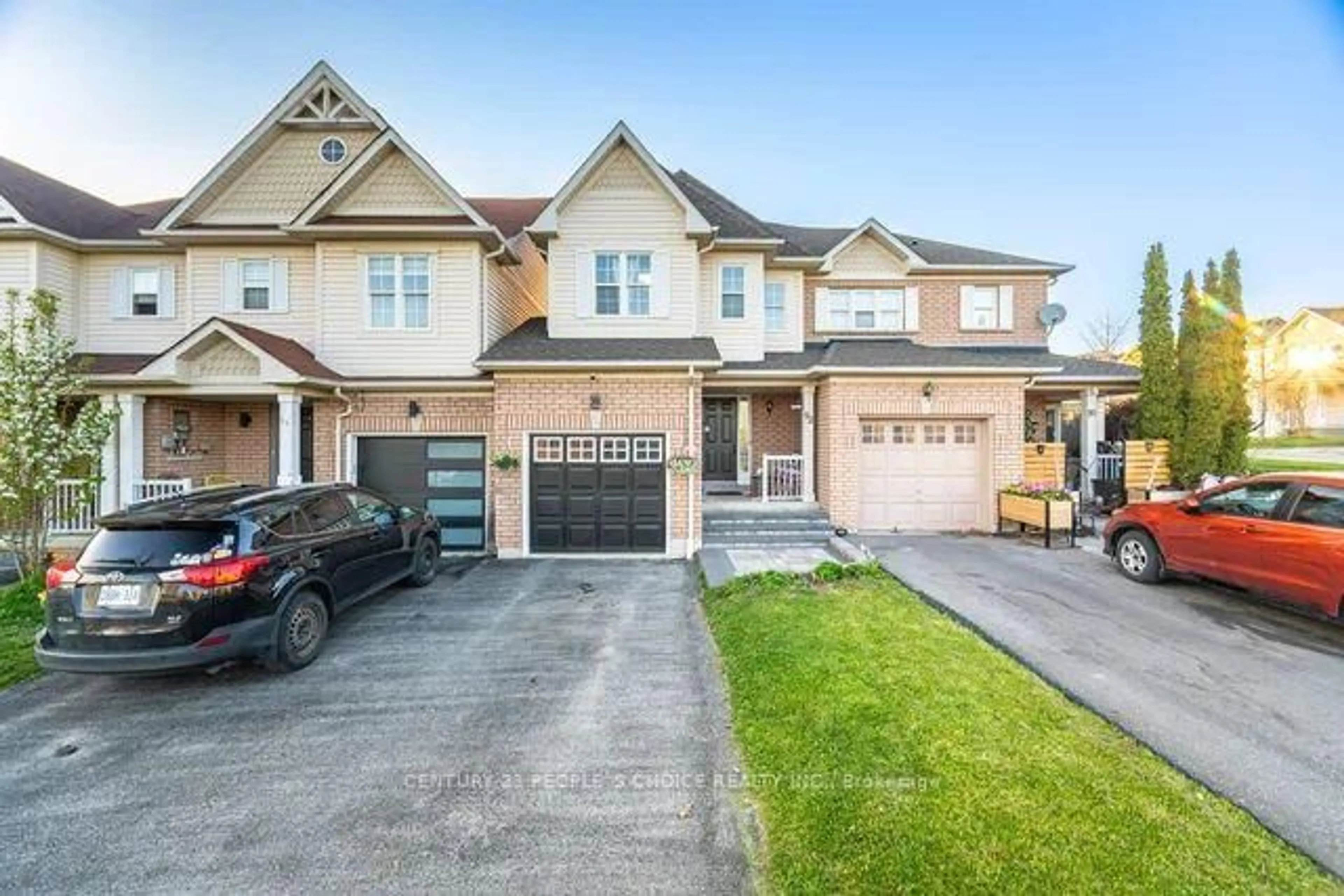 Unknown for 92 Kirkland Pl, Whitby Ontario L1P 1X1