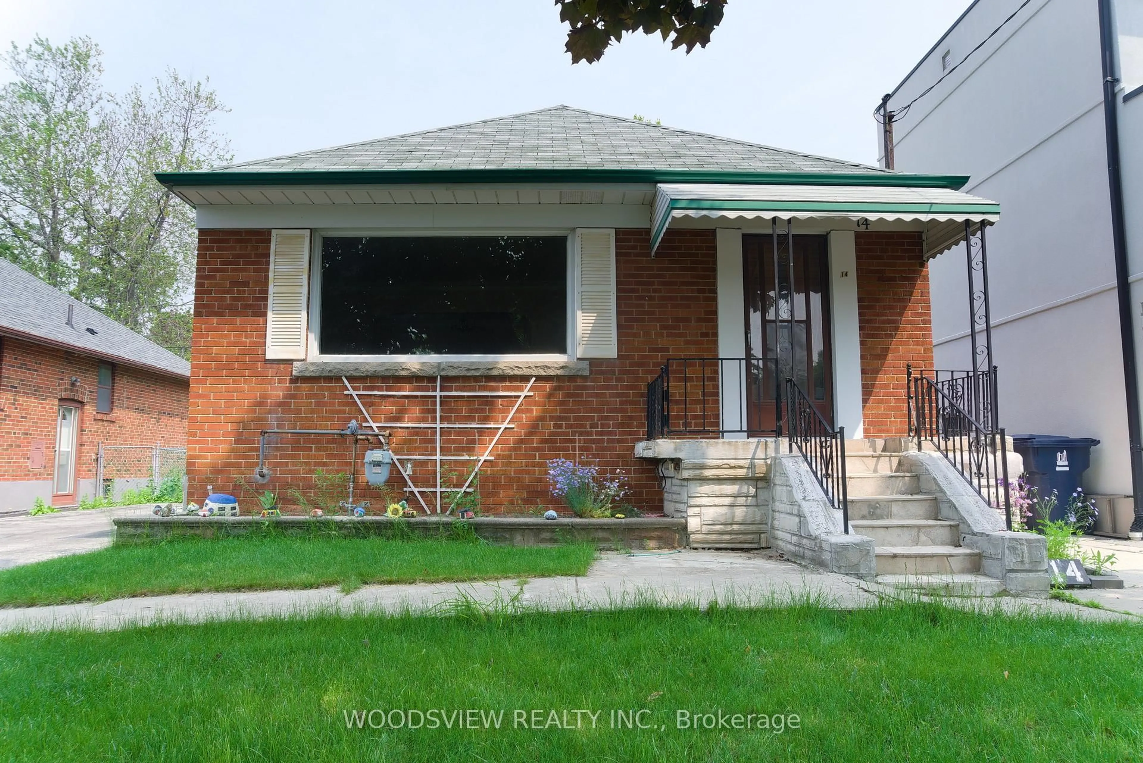 Home with brick exterior material, street for 14 Shandara Cres, Toronto Ontario M1R 1E9