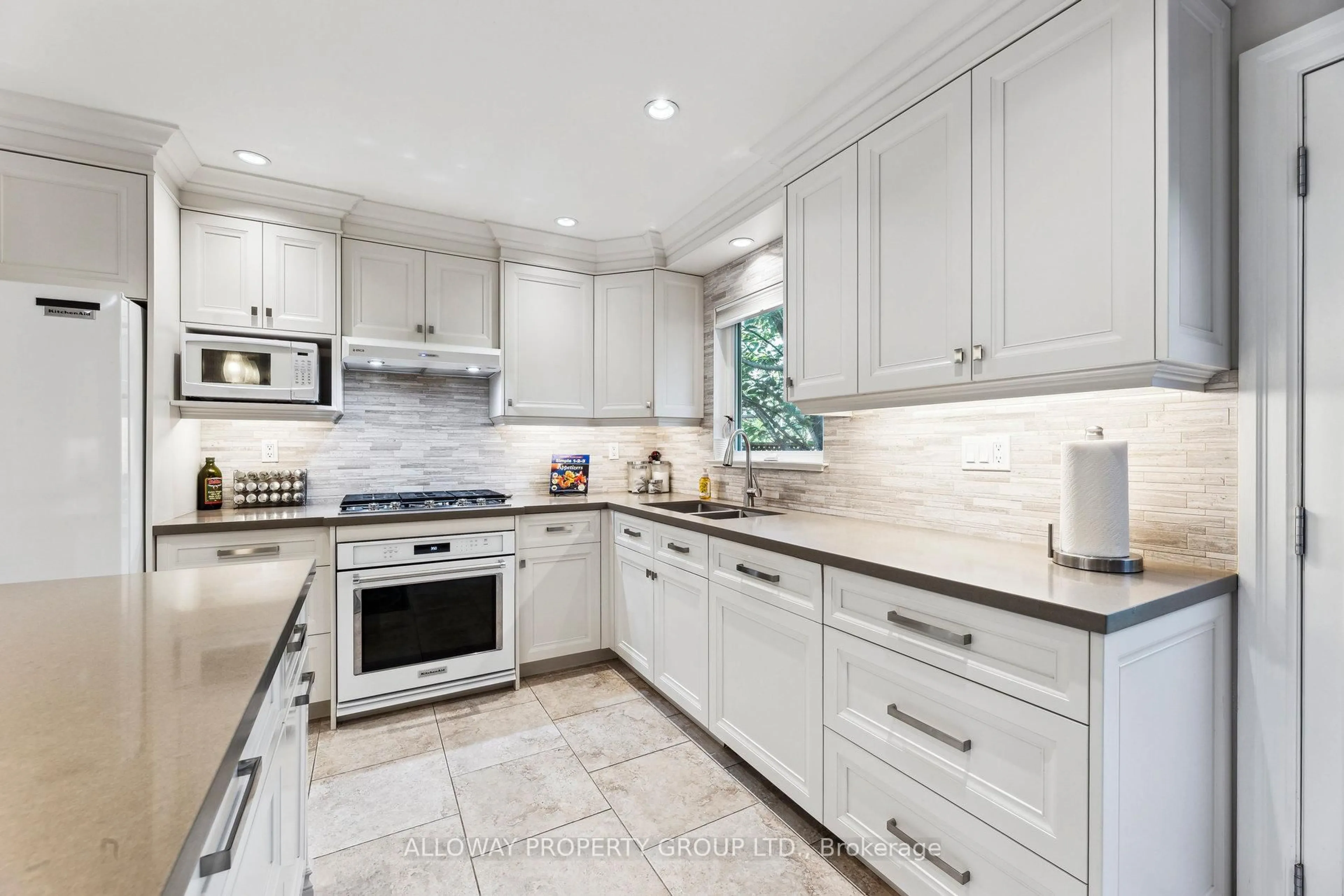 Contemporary kitchen, ceramic/tile floor for 1619 Deerbrook Dr, Pickering Ontario L1V 5B8