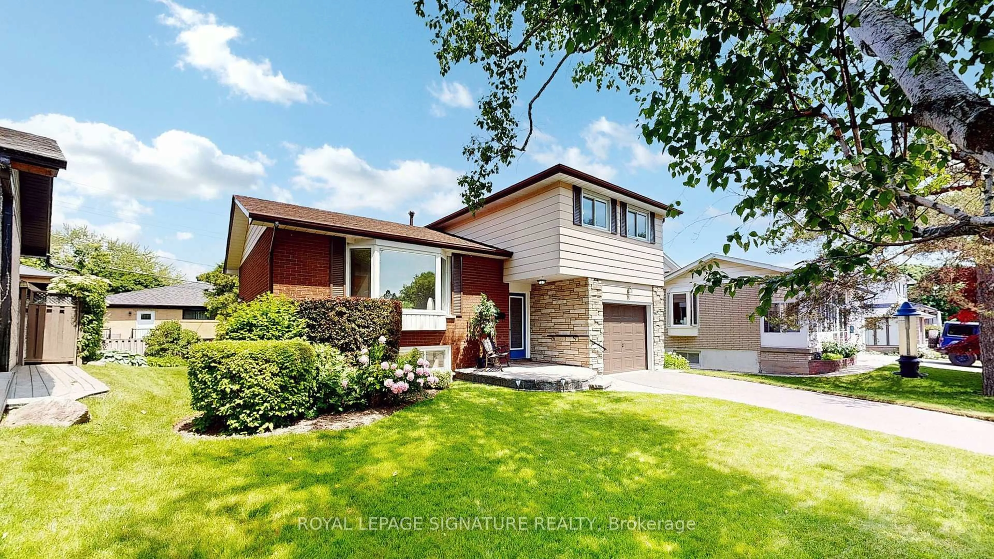 Home with brick exterior material, street for 10 O'Dell Crt, Ajax Ontario L1S 2W7