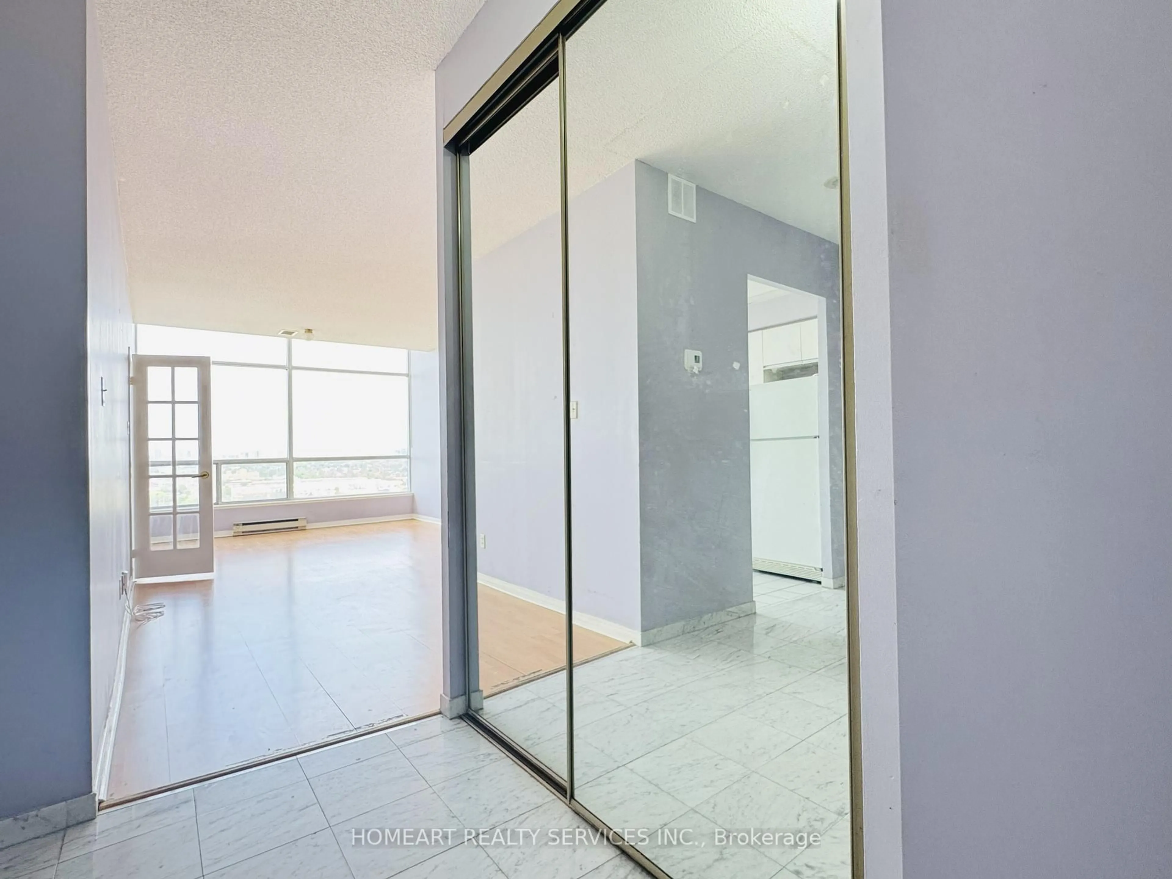 Indoor foyer for 4725 Sheppard Ave #Ph10, Toronto Ontario M1S 5B2