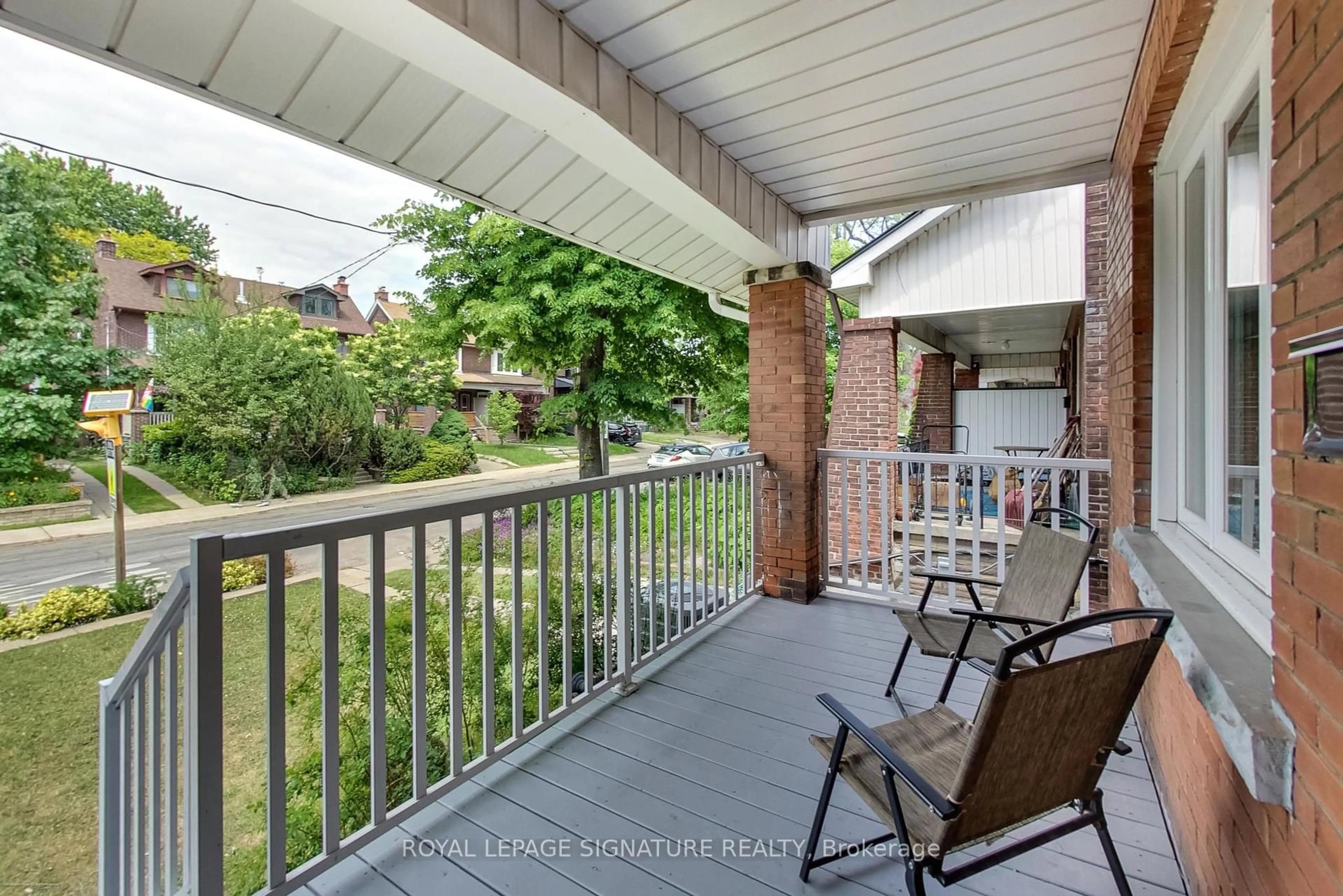 Patio, street for 15 Glebeholme Blvd, Toronto Ontario M4J 1S3