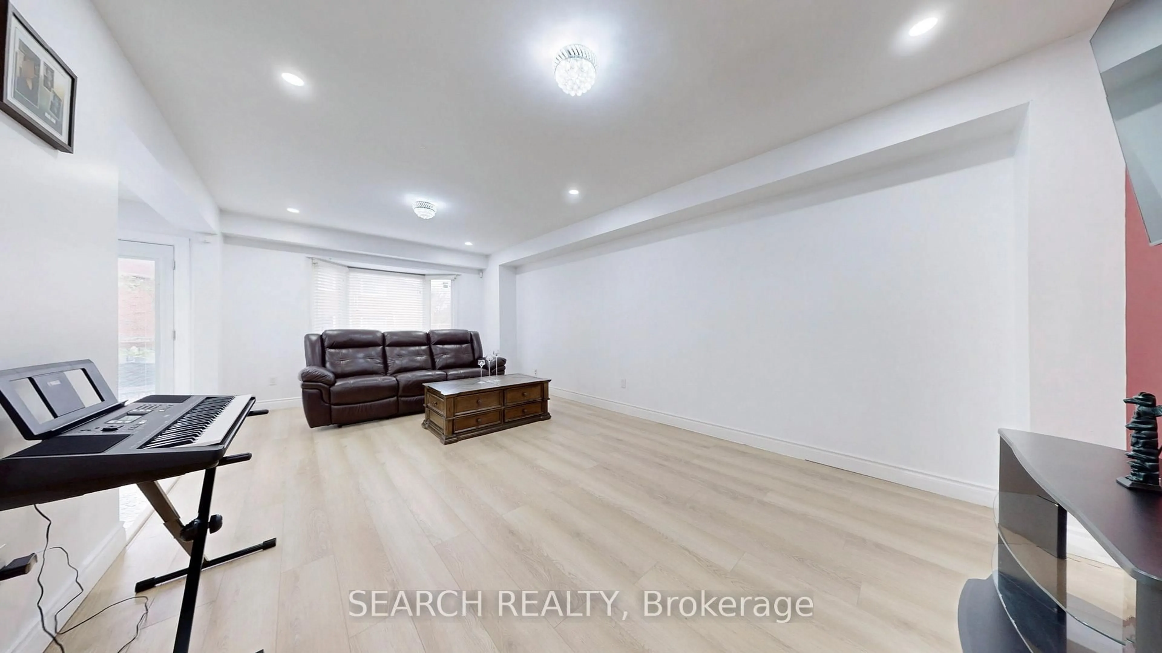 A pic of a room for 17 Glenheather Terr, Toronto Ontario M1B 5H3