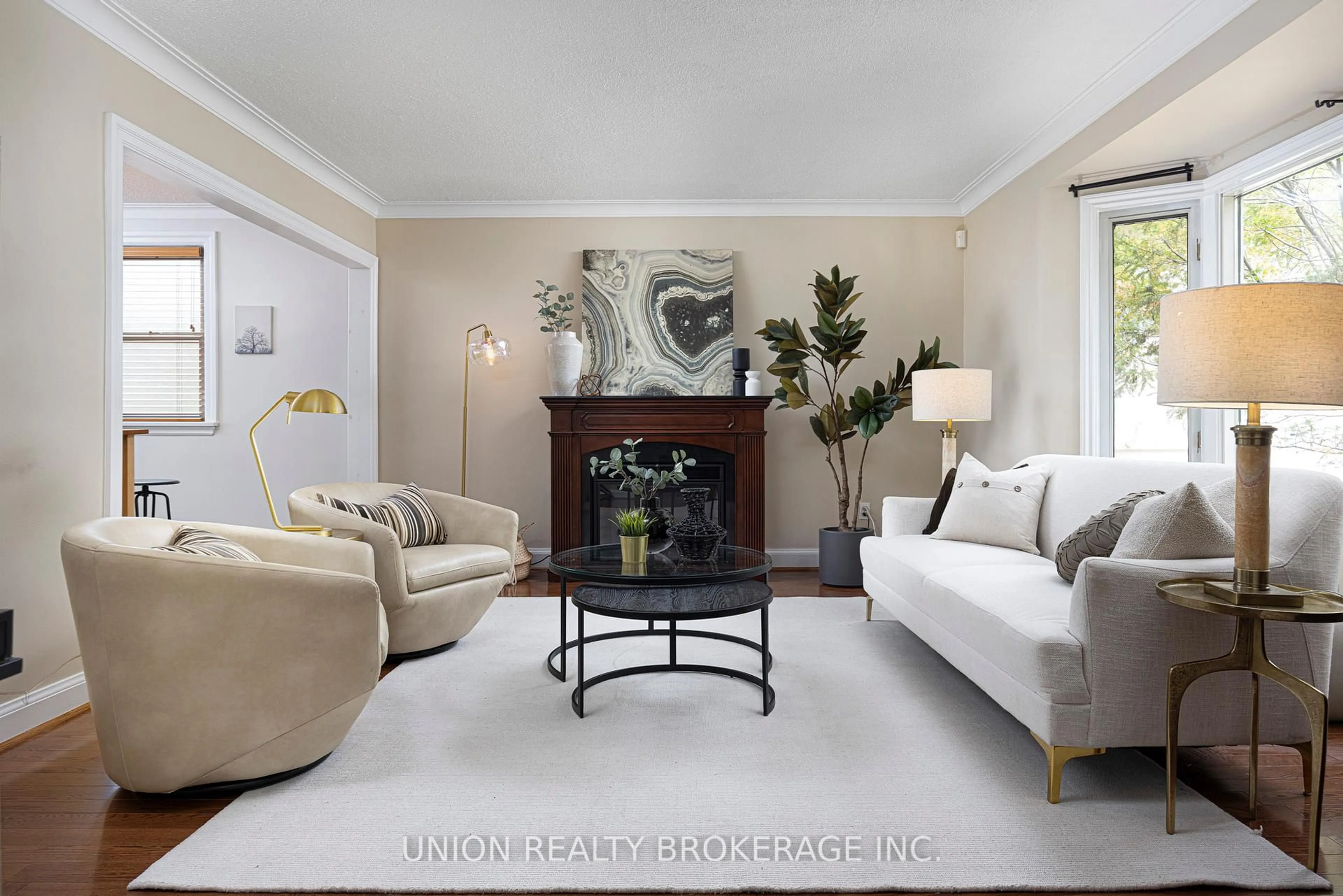 Living room with furniture, unknown for 120 Scarboro Cres, Toronto Ontario M1M 2J4