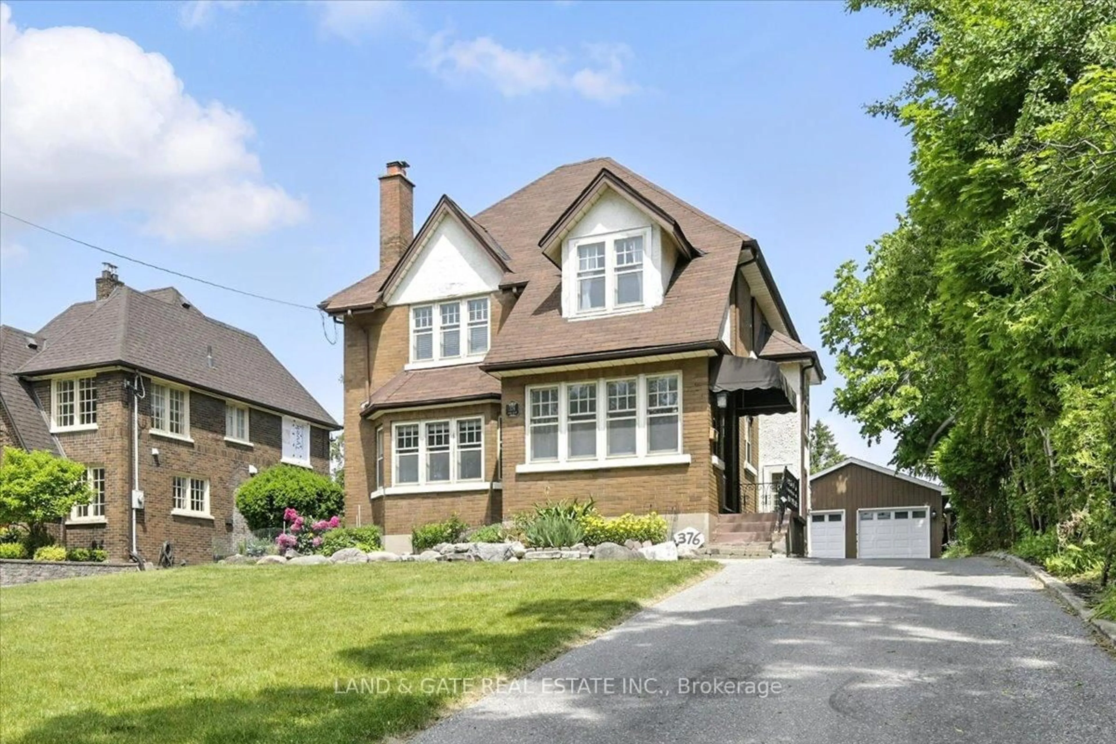 Home with brick exterior material, street for 376 King St, Oshawa Ontario L1H 1E2