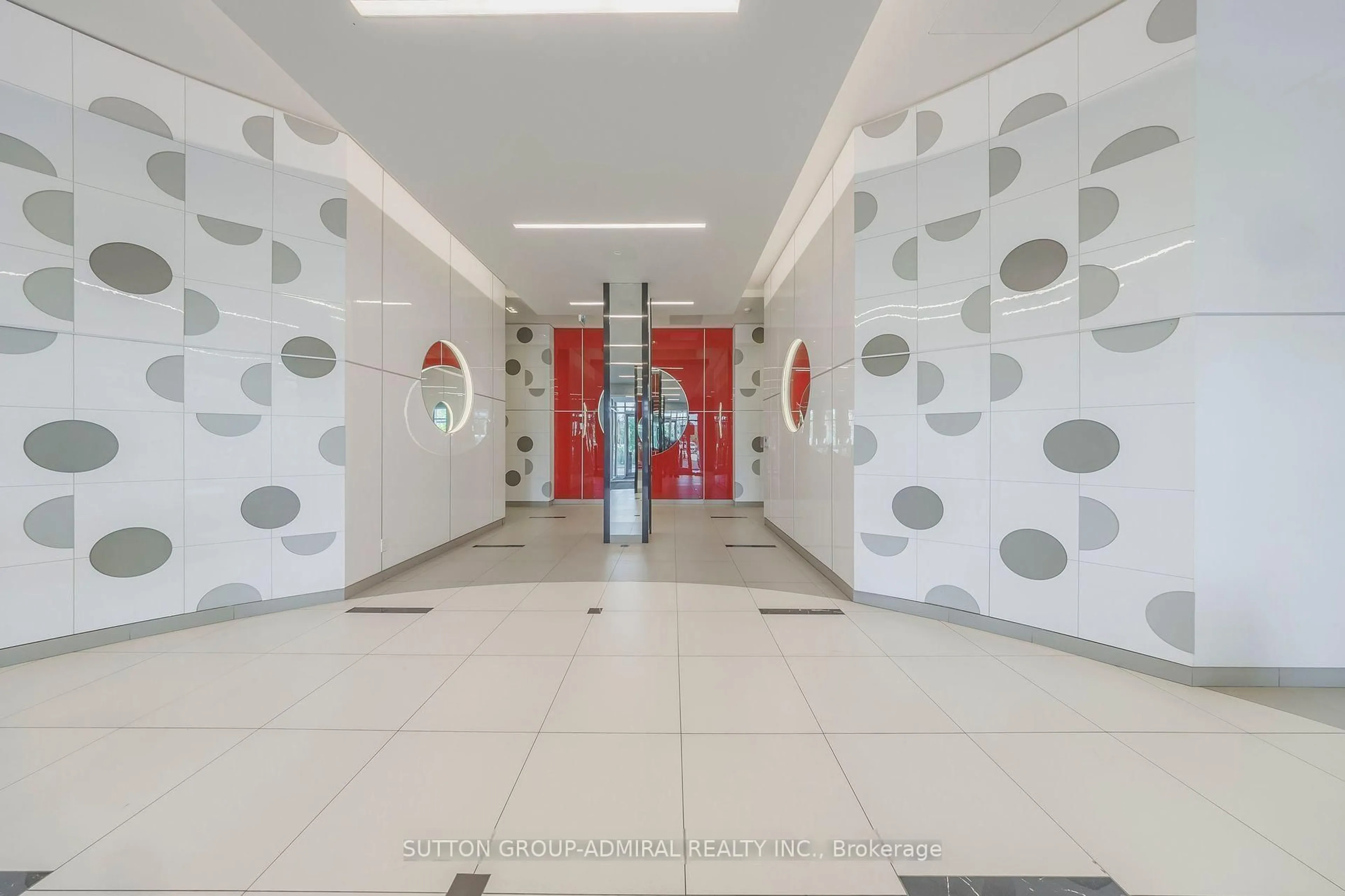Indoor foyer for 20 Meadowglen Pl #624, Toronto Ontario M1G 0A9