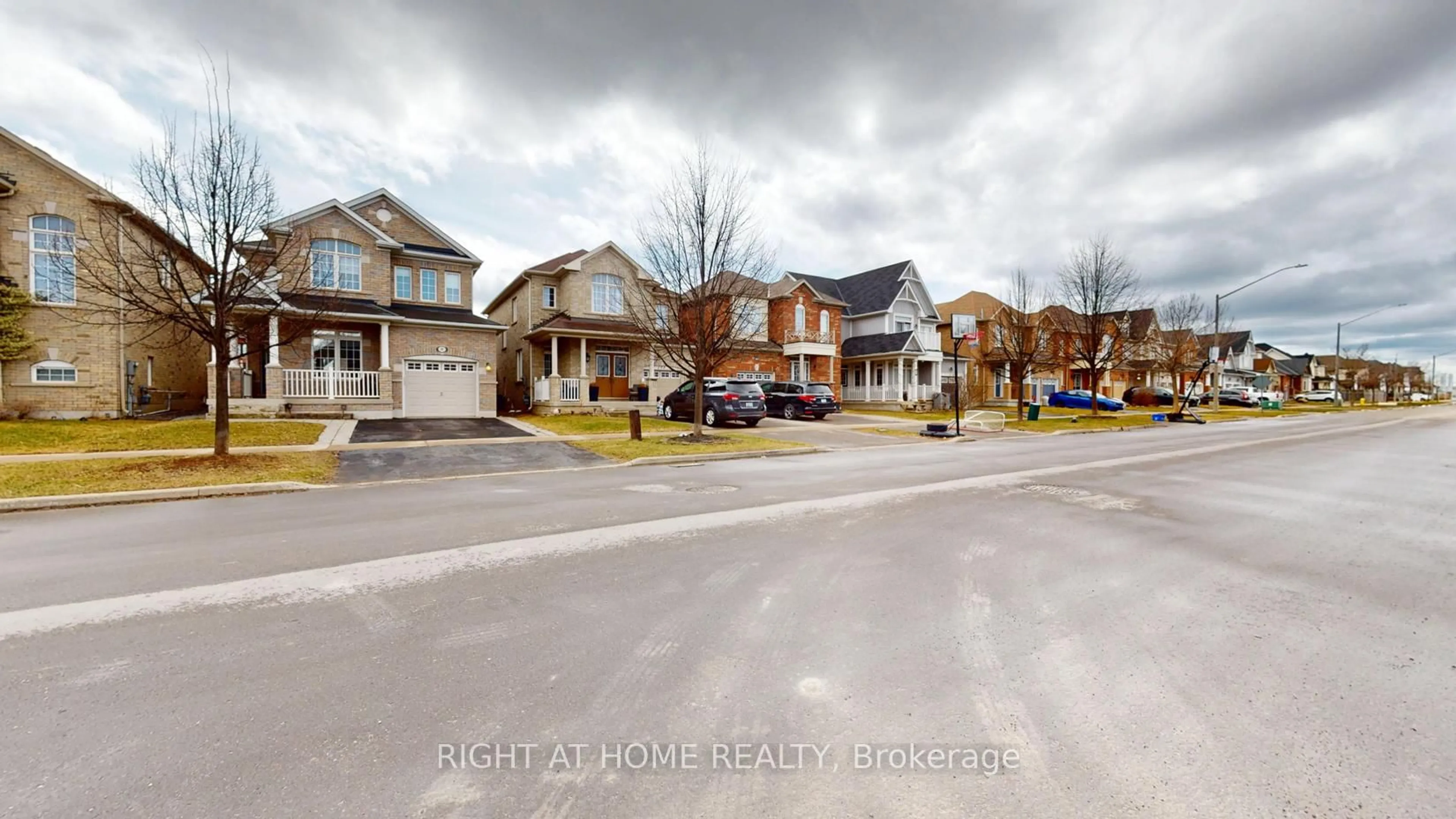 Unknown for 99 Grady Dr, Clarington Ontario L1B 0C6