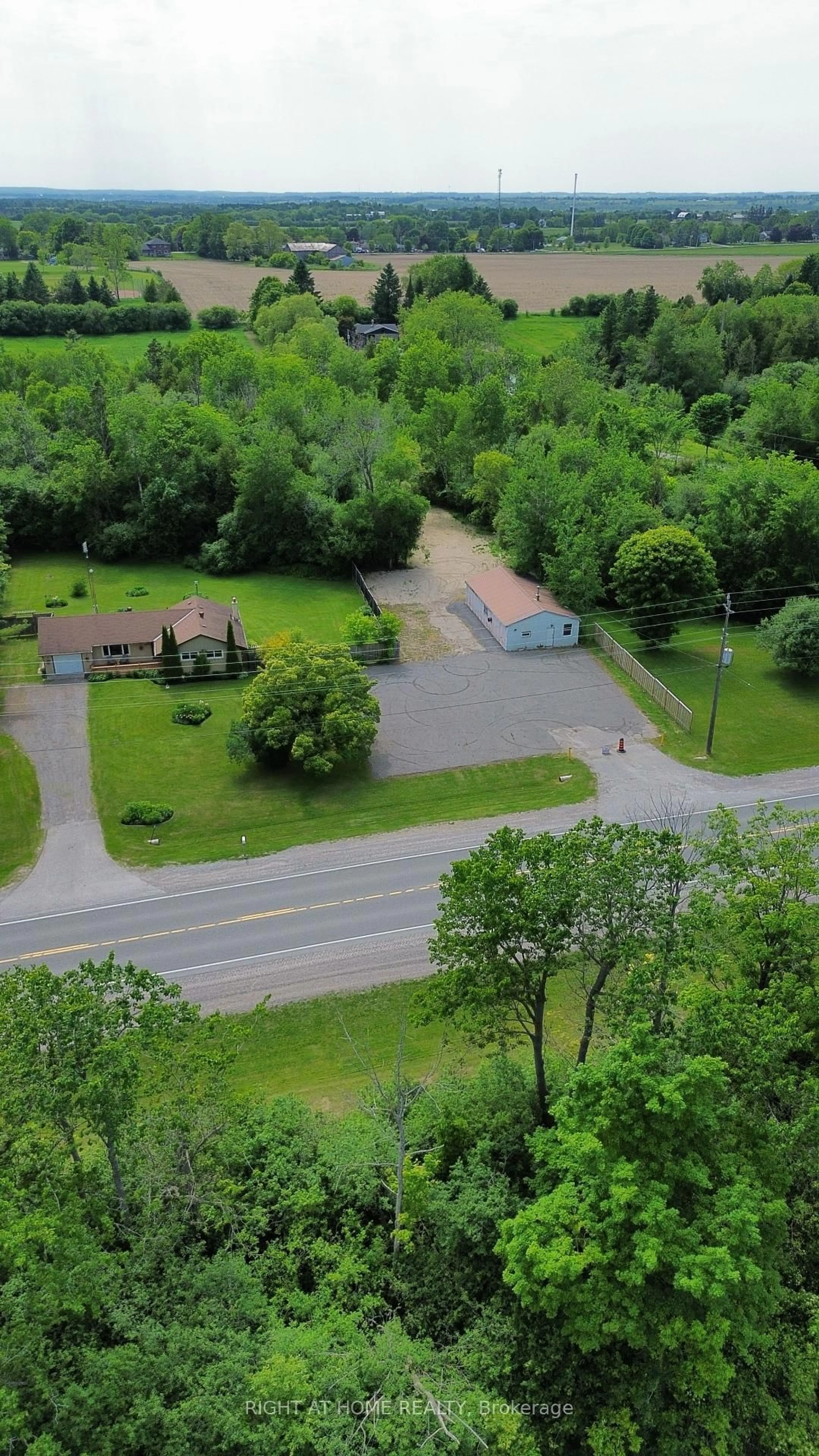 A pic from outside/outdoor area/front of a property/back of a property/a pic from drone, unknown for 14450 REGIONAL RD 57 Rd, Scugog Ontario L0B 1B0