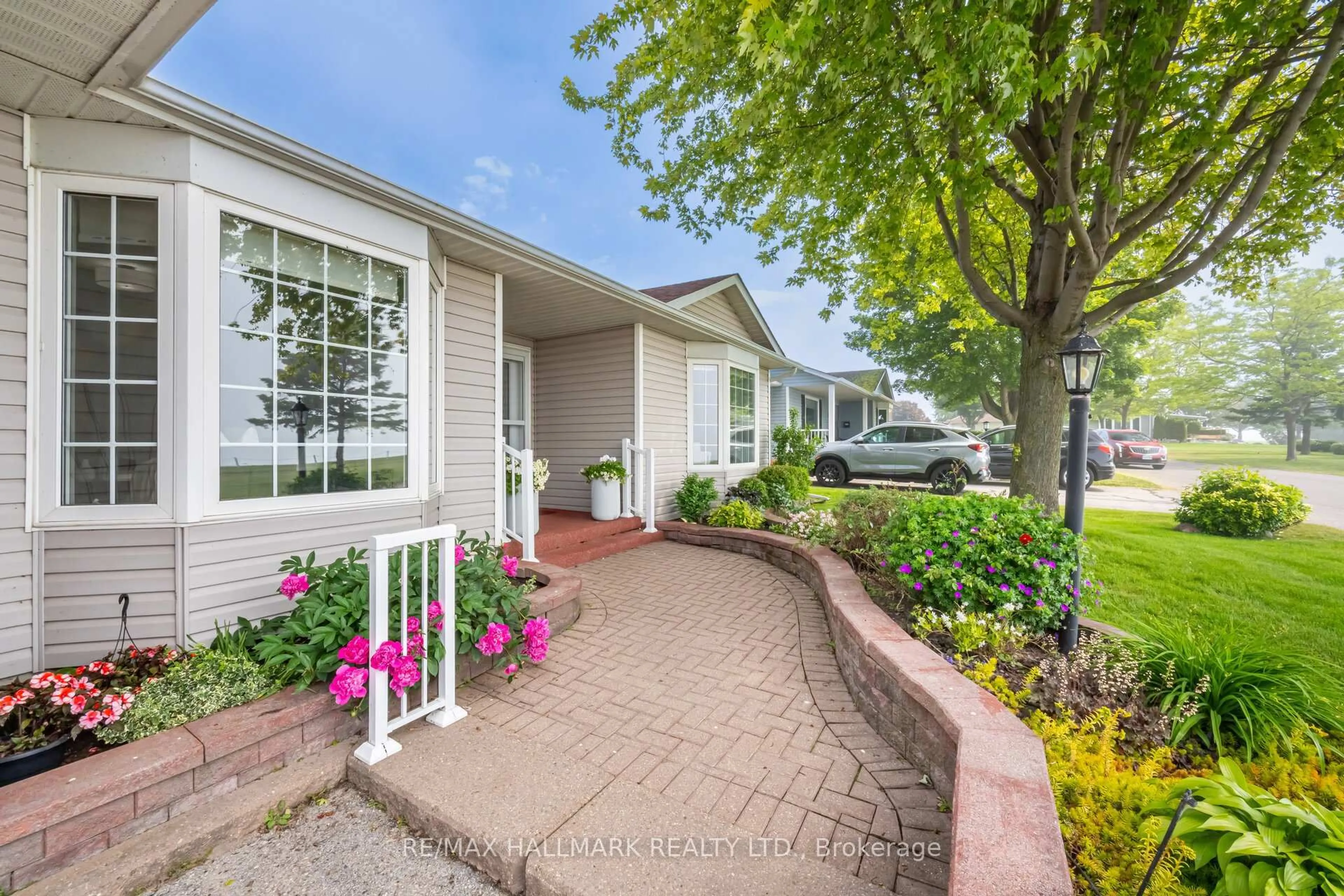 Unknown for 22 Birch Tree Lane, Clarington Ontario L1B 1P2