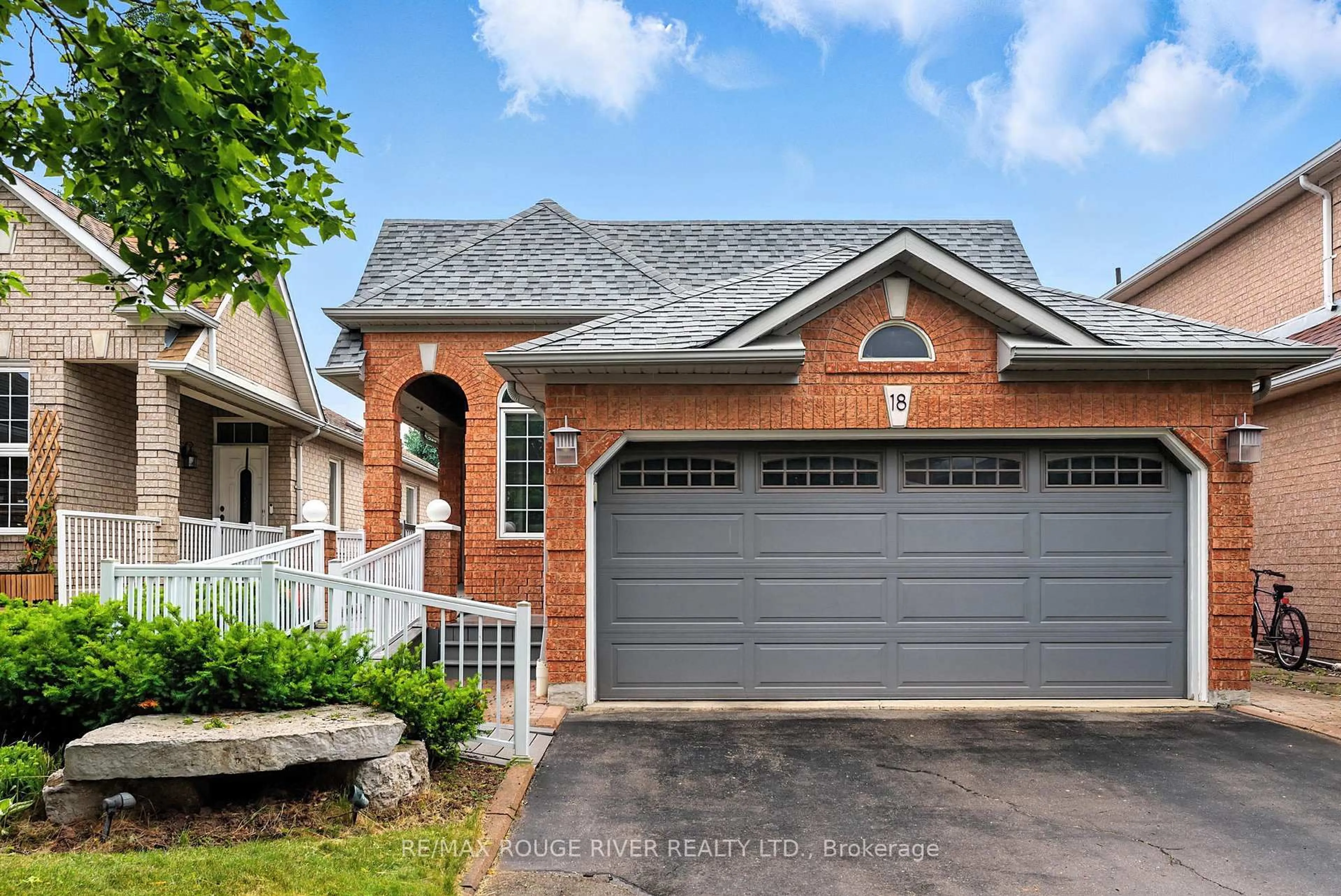 Home with brick exterior material, street for 18 Berkshire Crt, Whitby Ontario L1R 2S4