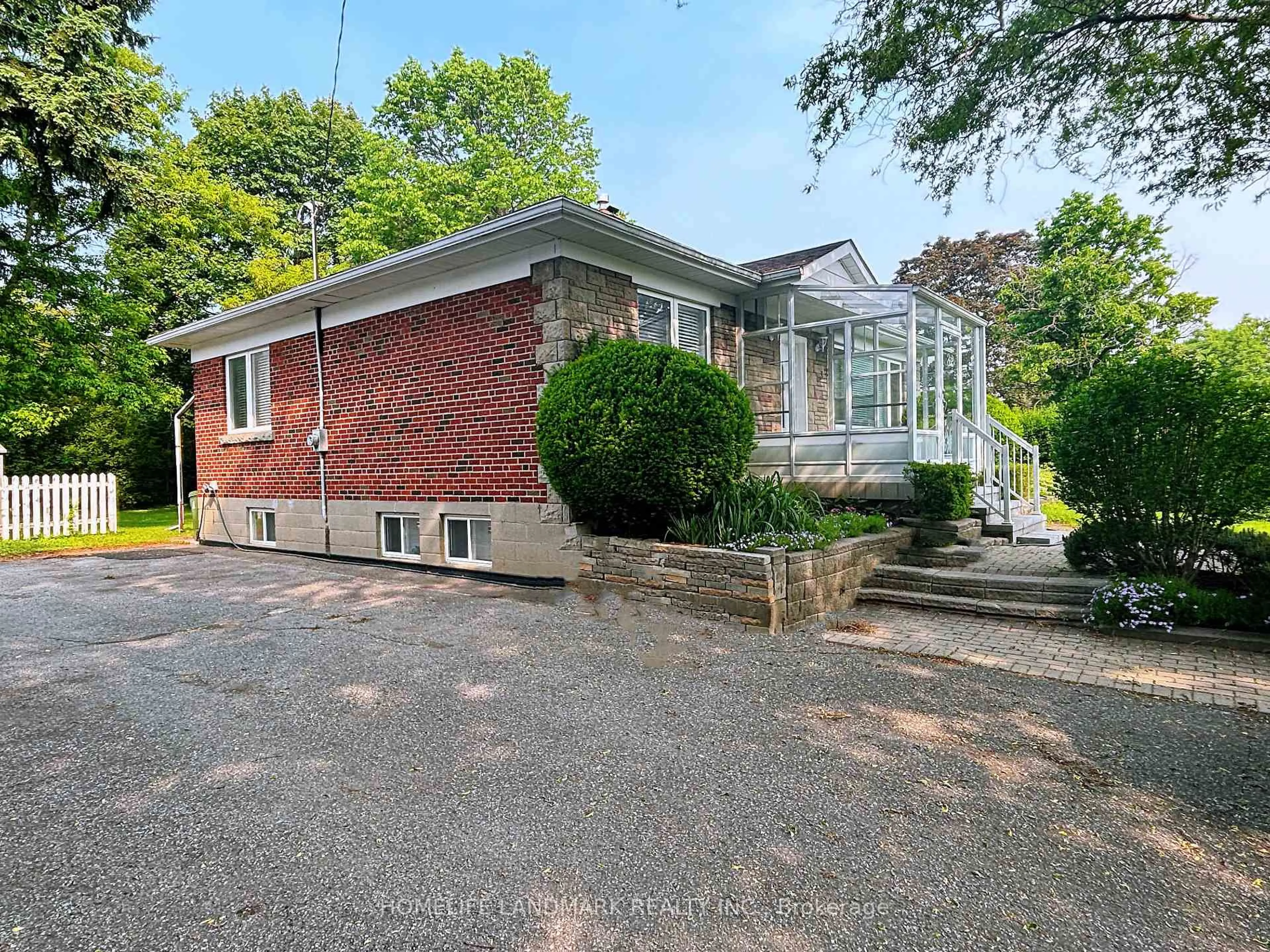 Home with brick exterior material, street for 32 Garden Park Ave, Toronto Ontario M1S 1Z7