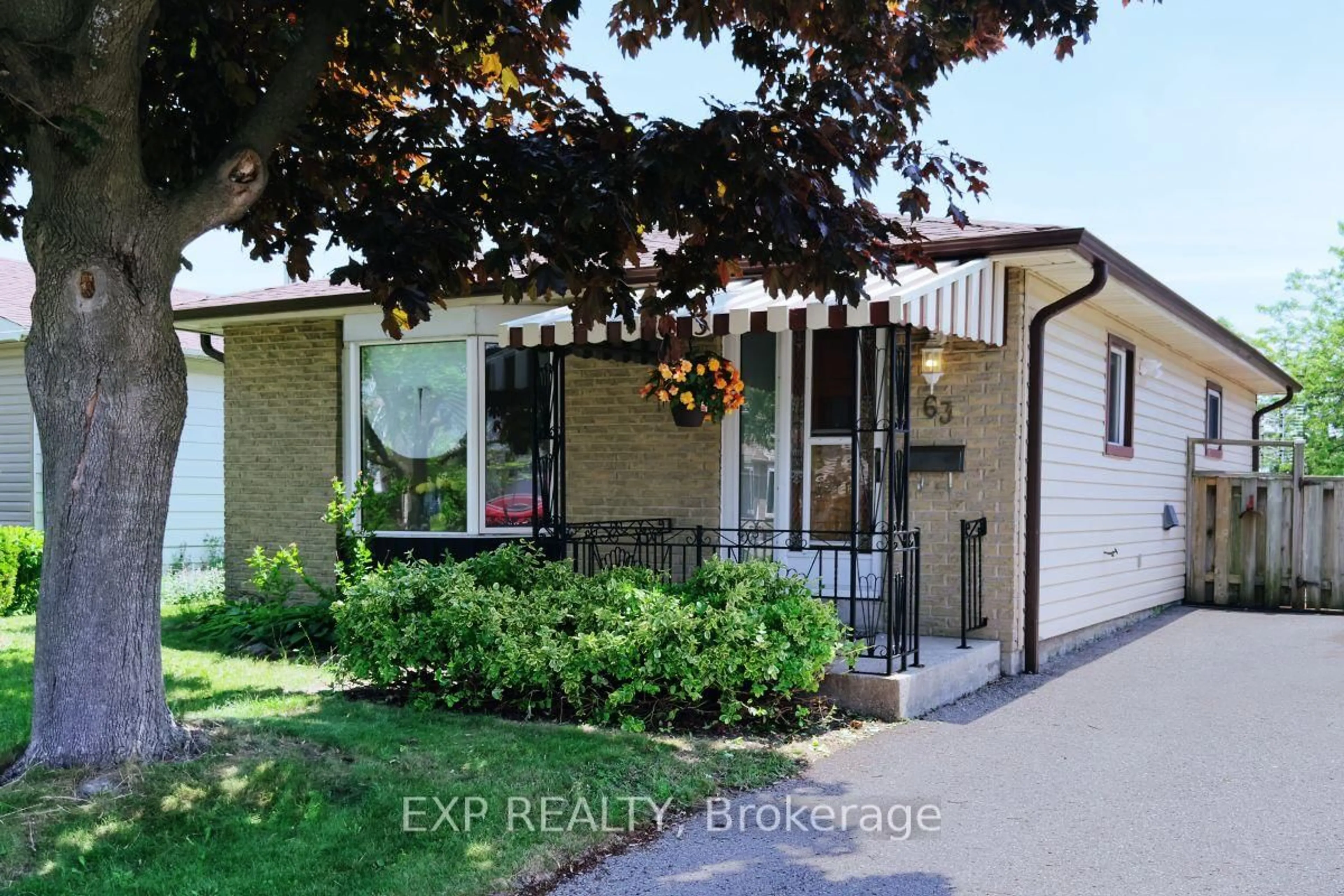 Unknown for 63 Swanston Cres, Ajax Ontario L1S 3J5