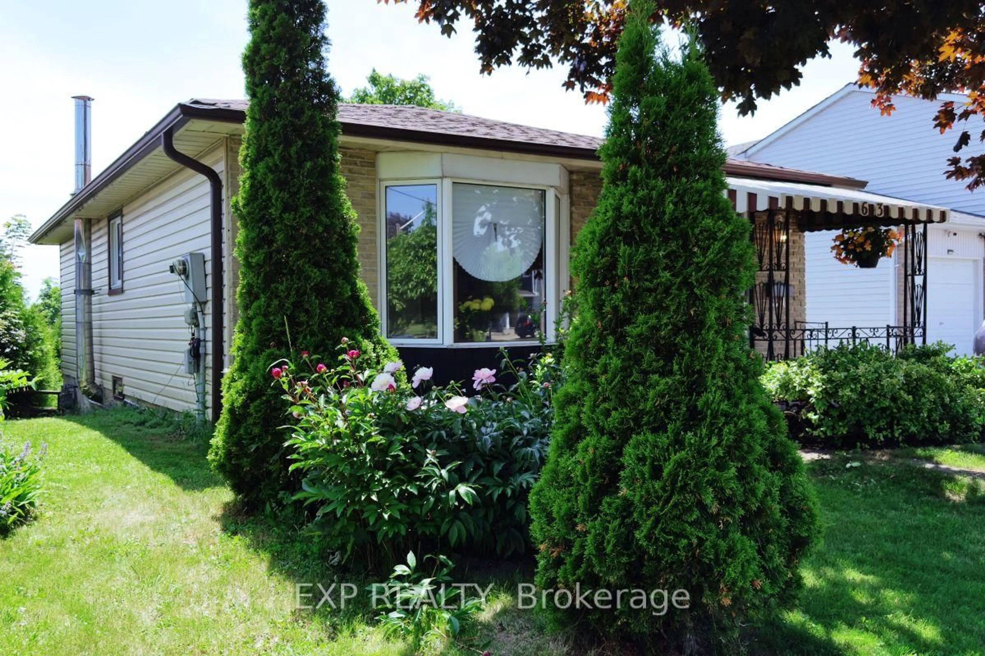 Unknown for 63 Swanston Cres, Ajax Ontario L1S 3J5