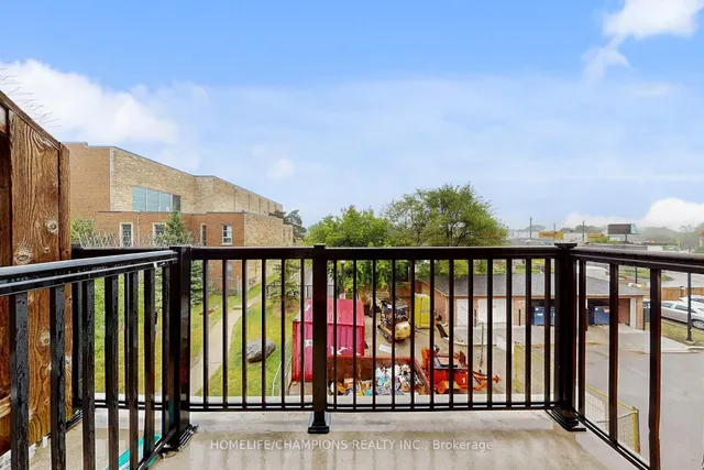 Additional image 7 of 35 Strangford Lane Unit 304