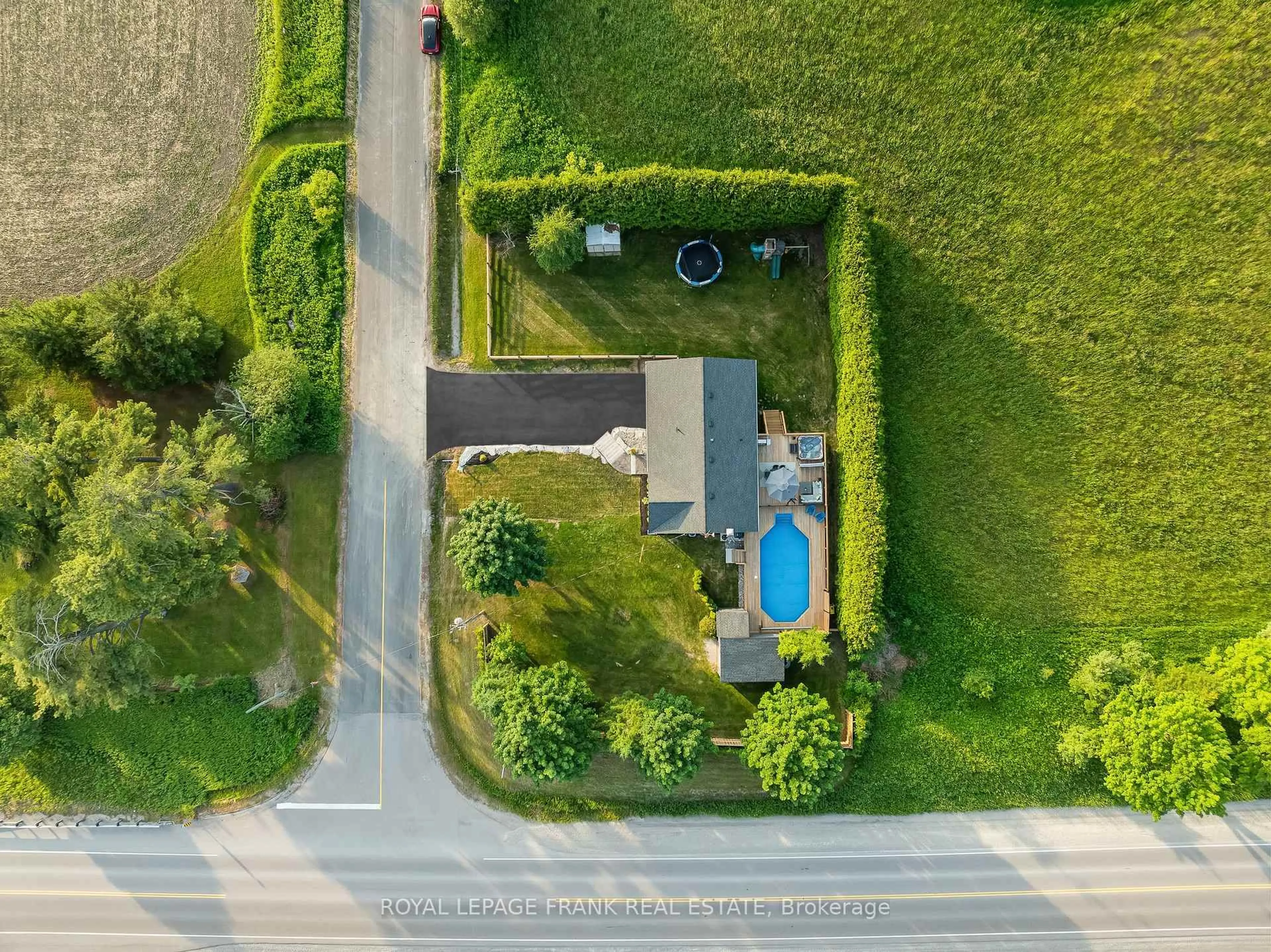 A pic from outside/outdoor area/front of a property/back of a property/a pic from drone, street for 9003 Longsault Rd, Clarington Ontario L1C 6V5