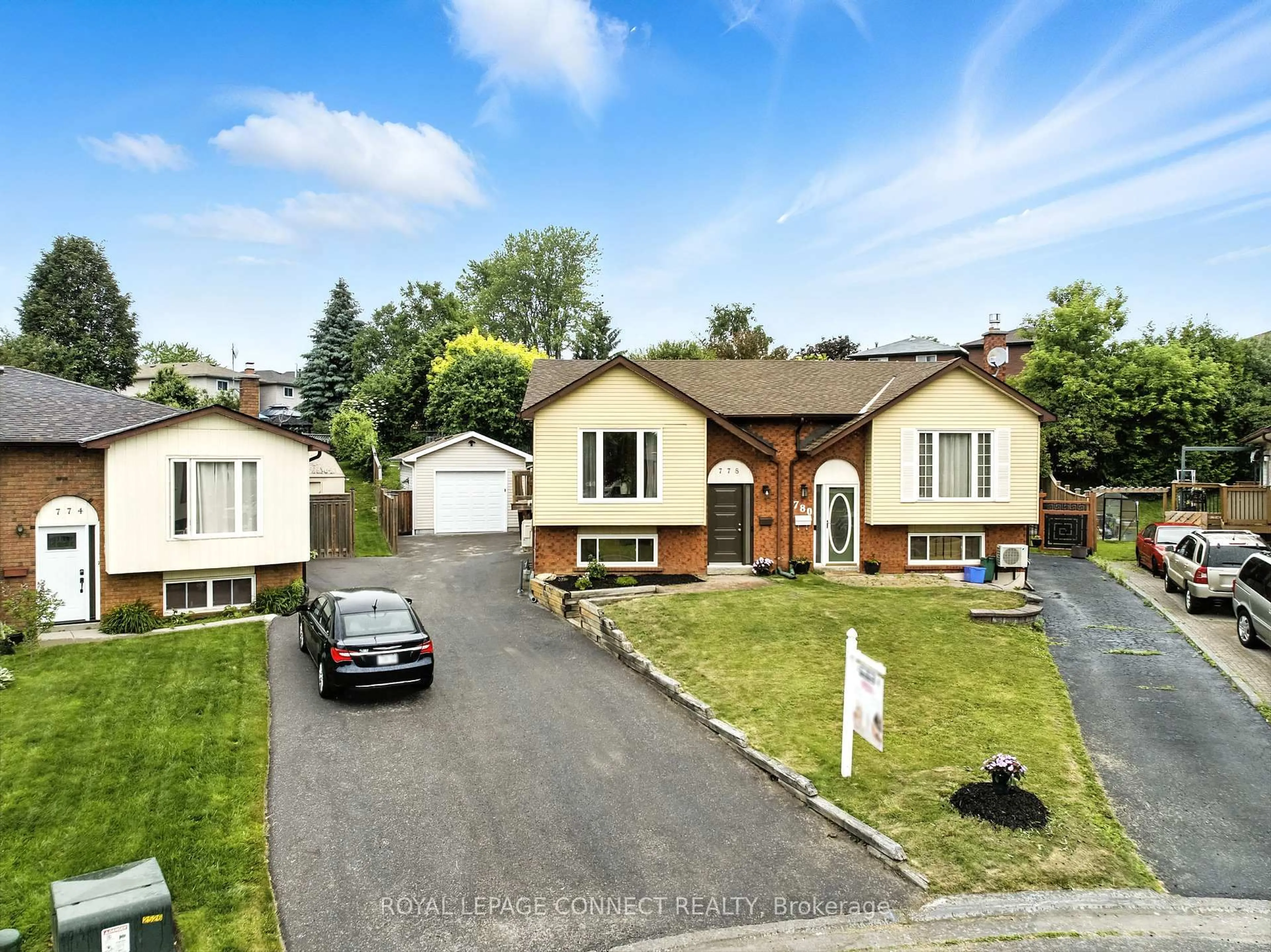 A pic from outside/outdoor area/front of a property/back of a property/a pic from drone, street for 778 Courville Crt, Oshawa Ontario L1K 1P8