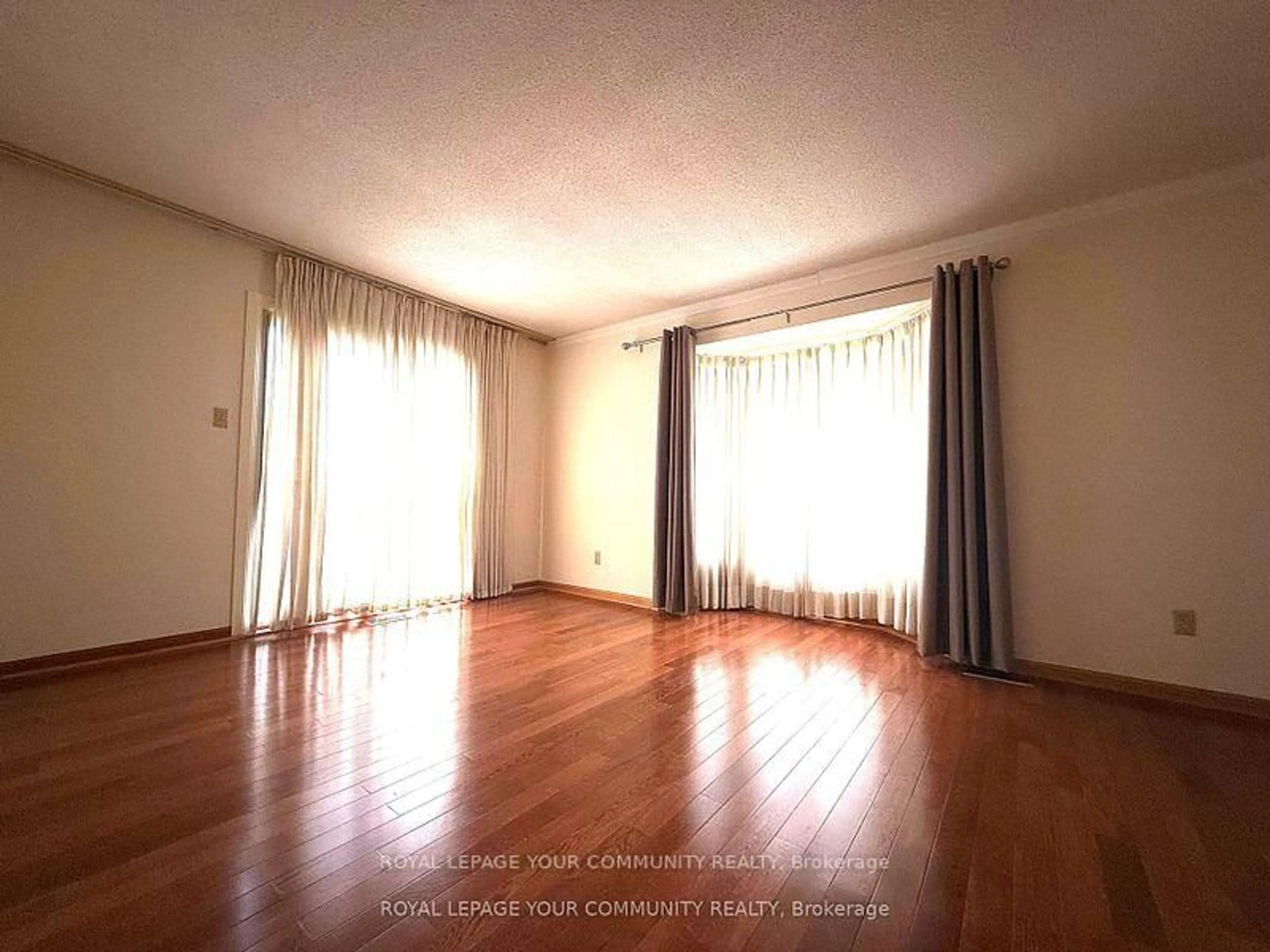 A pic of a room for 90 Belinda Sq, Toronto Ontario M1W 3M2
