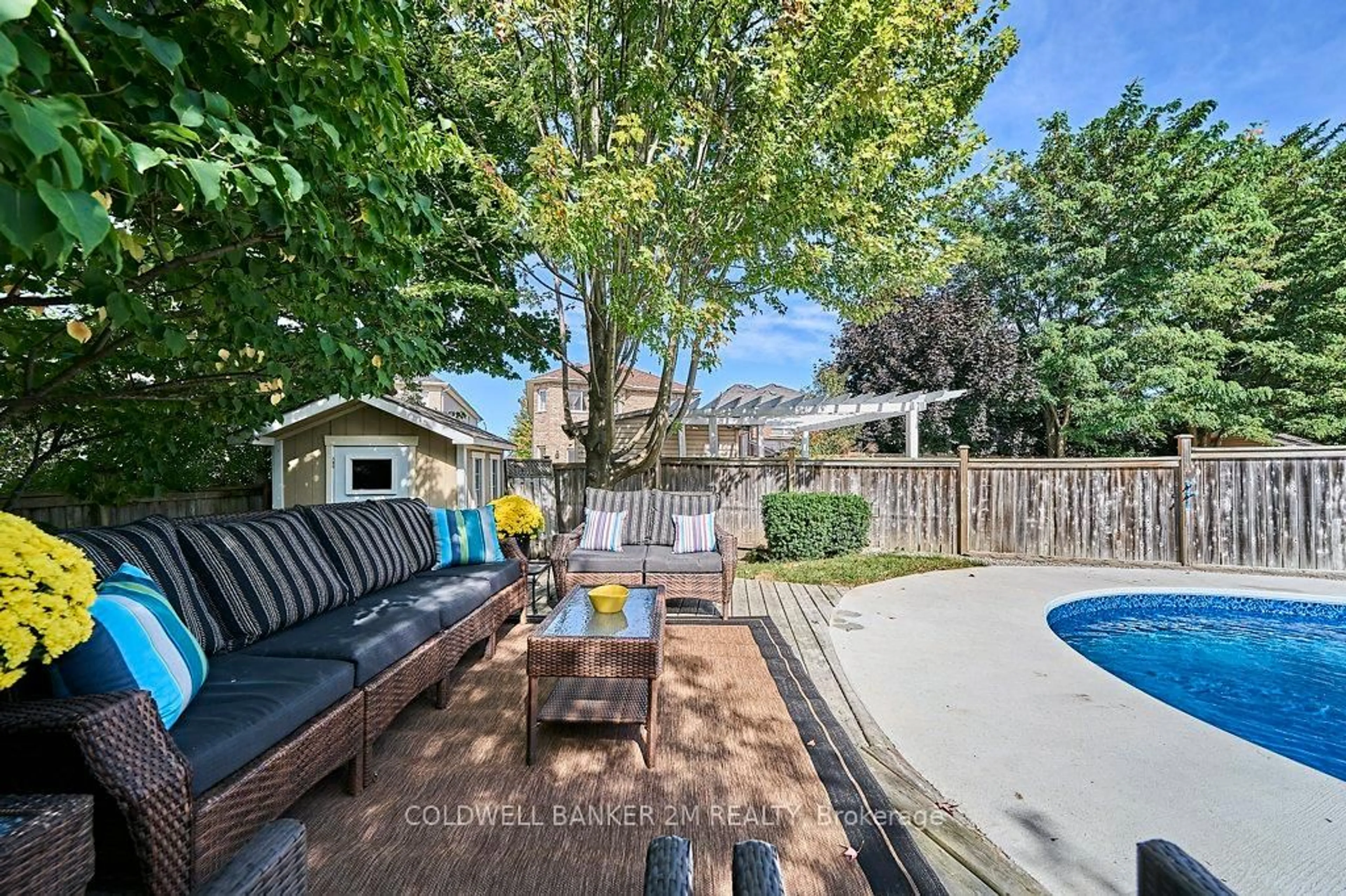 Patio, water/lake/river/ocean view for 16 Burgundy Crt, Whitby Ontario L1R 3H7