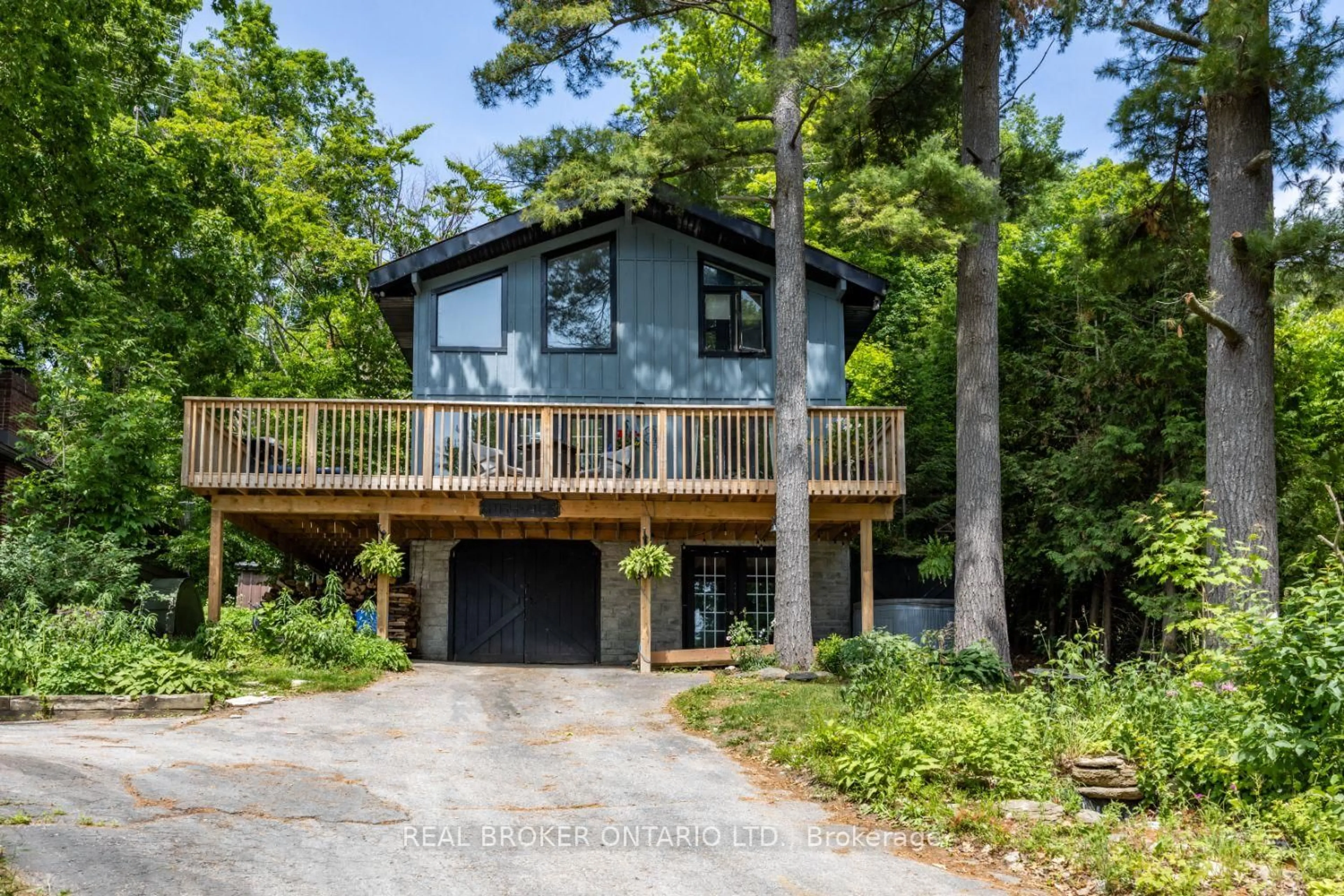 Unknown for 126 Pine Point Lane, Scugog Ontario L9L 1B4