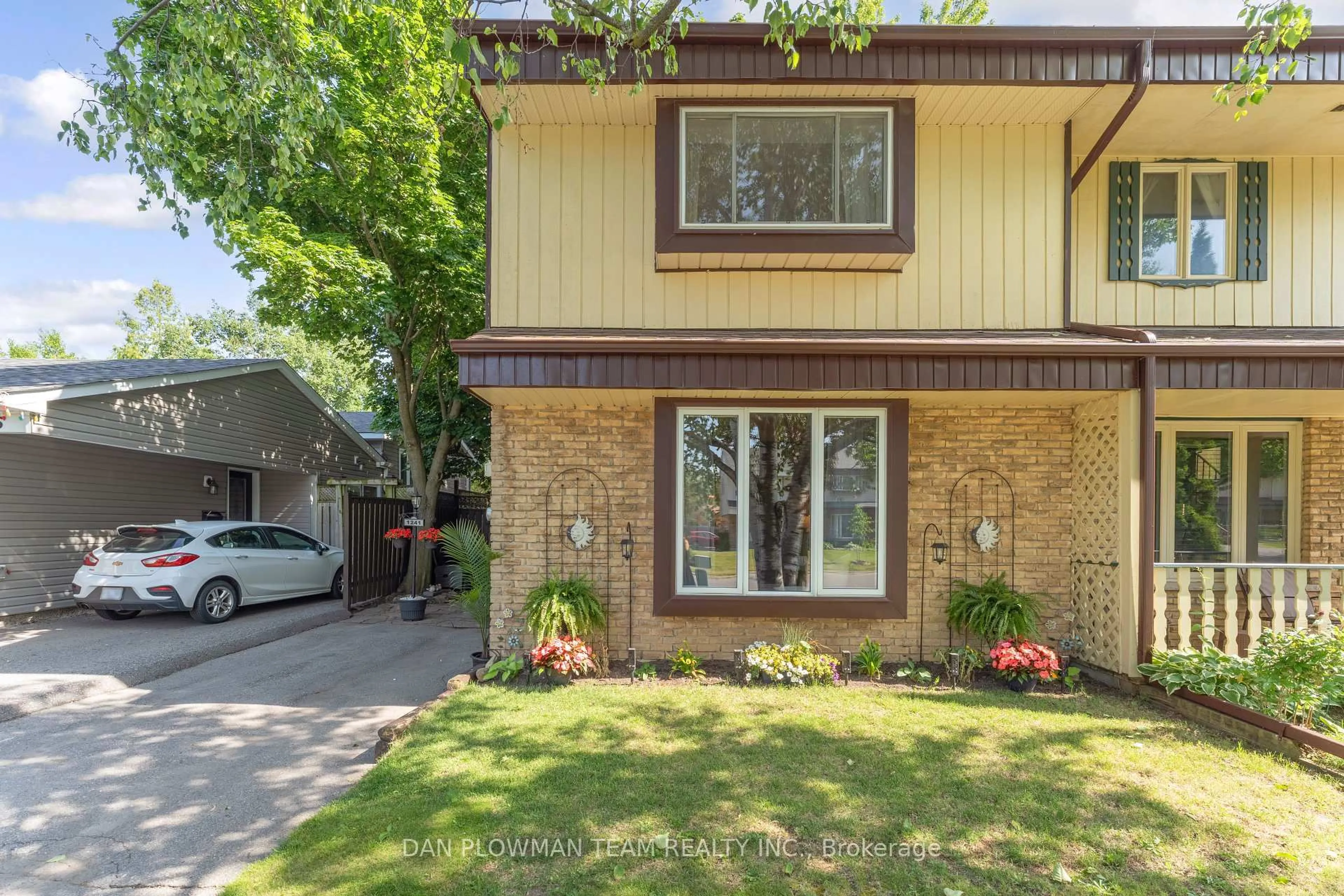 Unknown for 1241 Eldorado Ave, Oshawa Ontario L1K 1H8