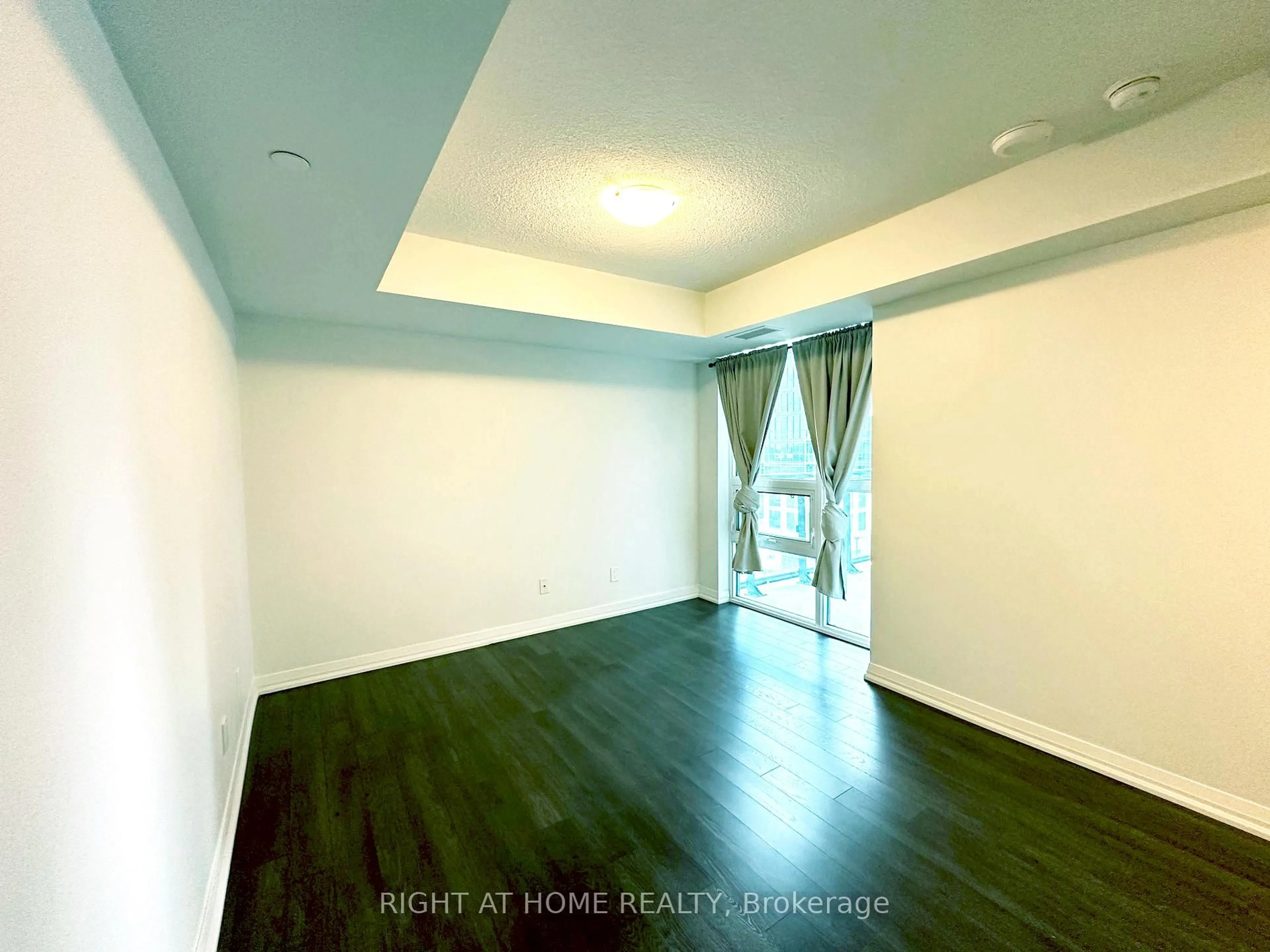 A pic of a room for 30 Meadowglen Pl #501, Toronto Ontario M1G 0A6