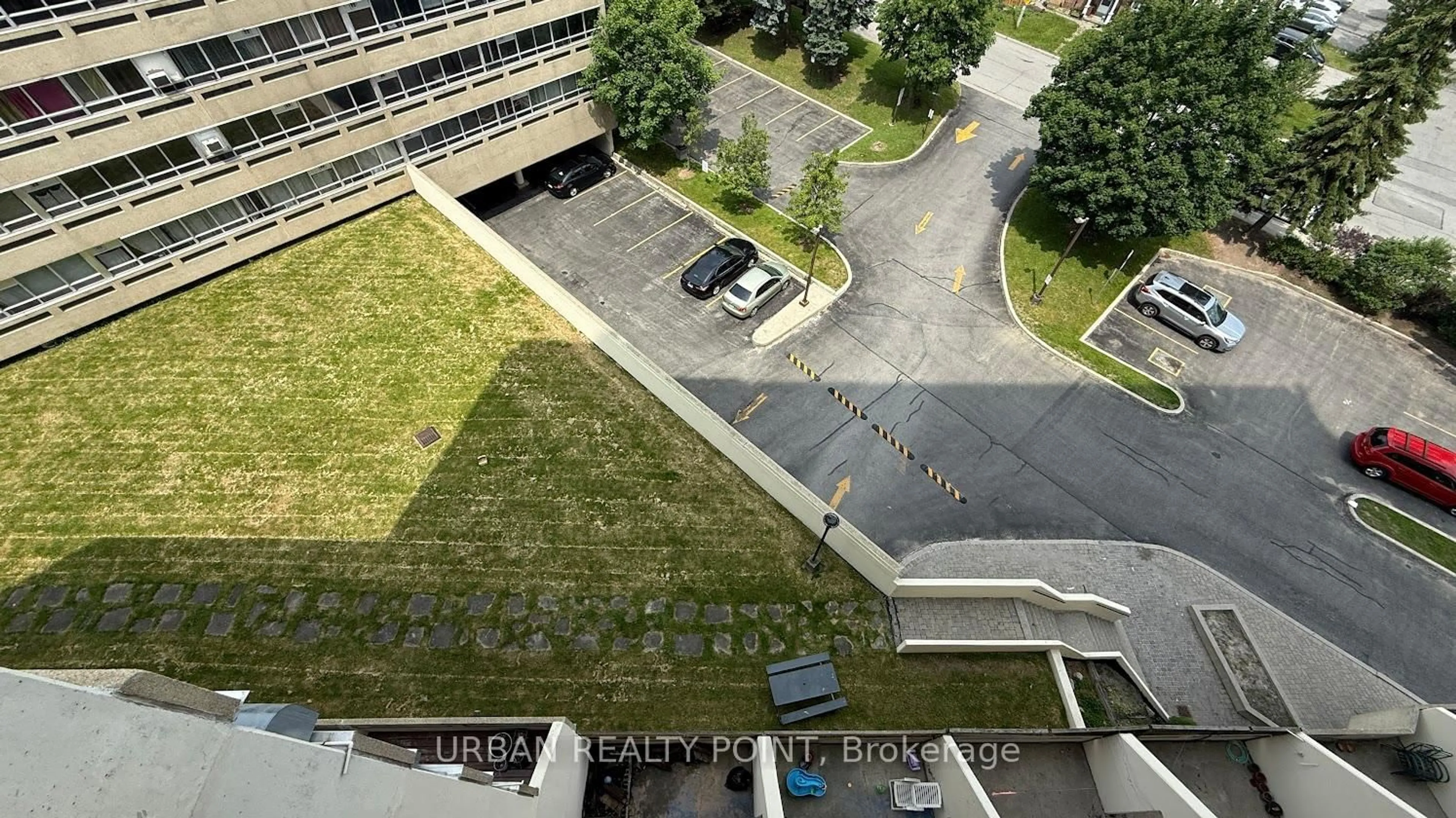 A pic from outside/outdoor area/front of a property/back of a property/a pic from drone, unknown for 5580 Sheppard Ave #805, Toronto Ontario M1B 2L3