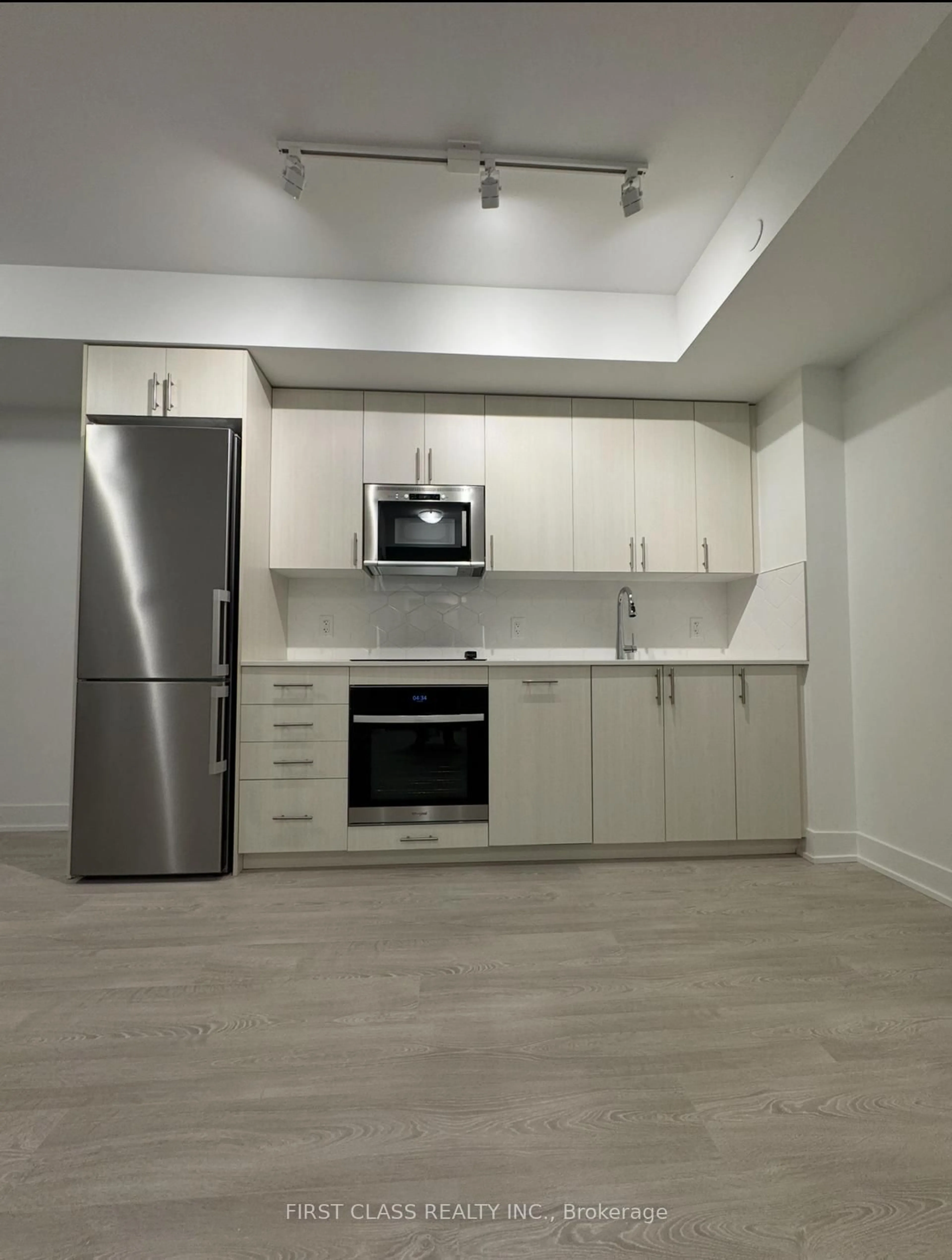 Unknown for 2545 SIMCOE St #603, Oshawa Ontario L1L 0W3