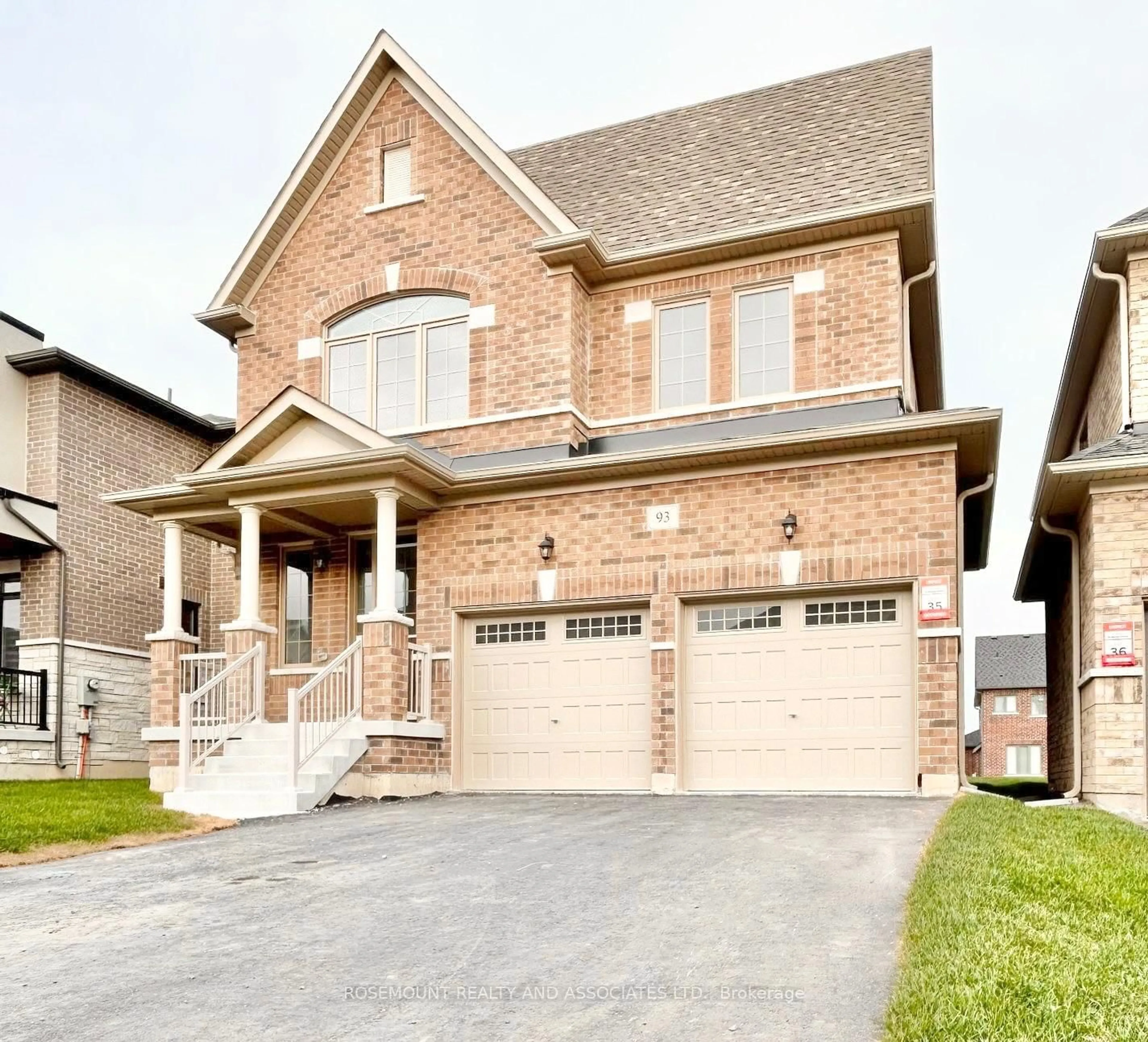 Home with brick exterior material, street for 93 Wamsley Cres, Clarington Ontario L1B 1G9