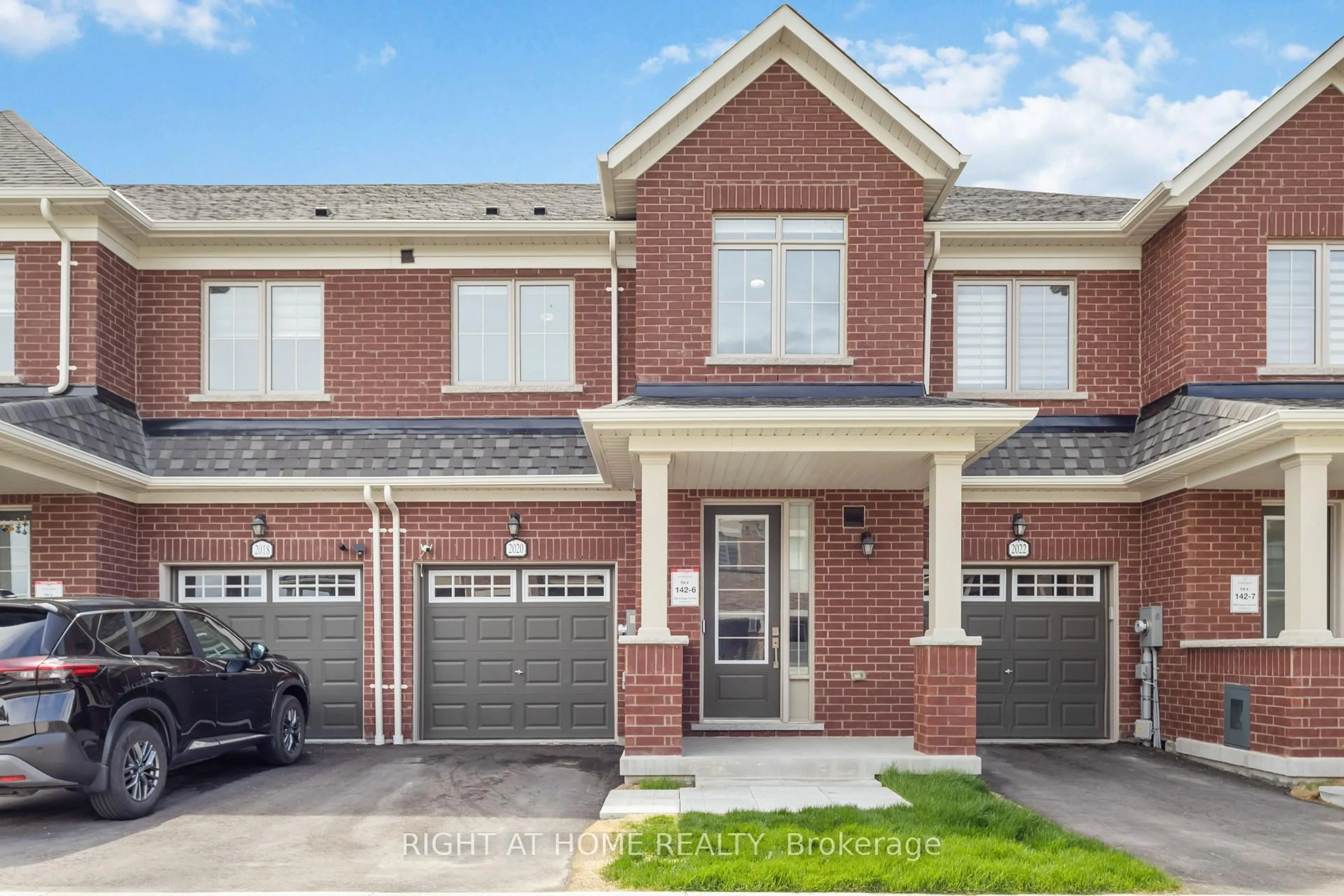 Home with brick exterior material, street for 2020 Cameron Lott Cres, Oshawa Ontario L1L 0S1