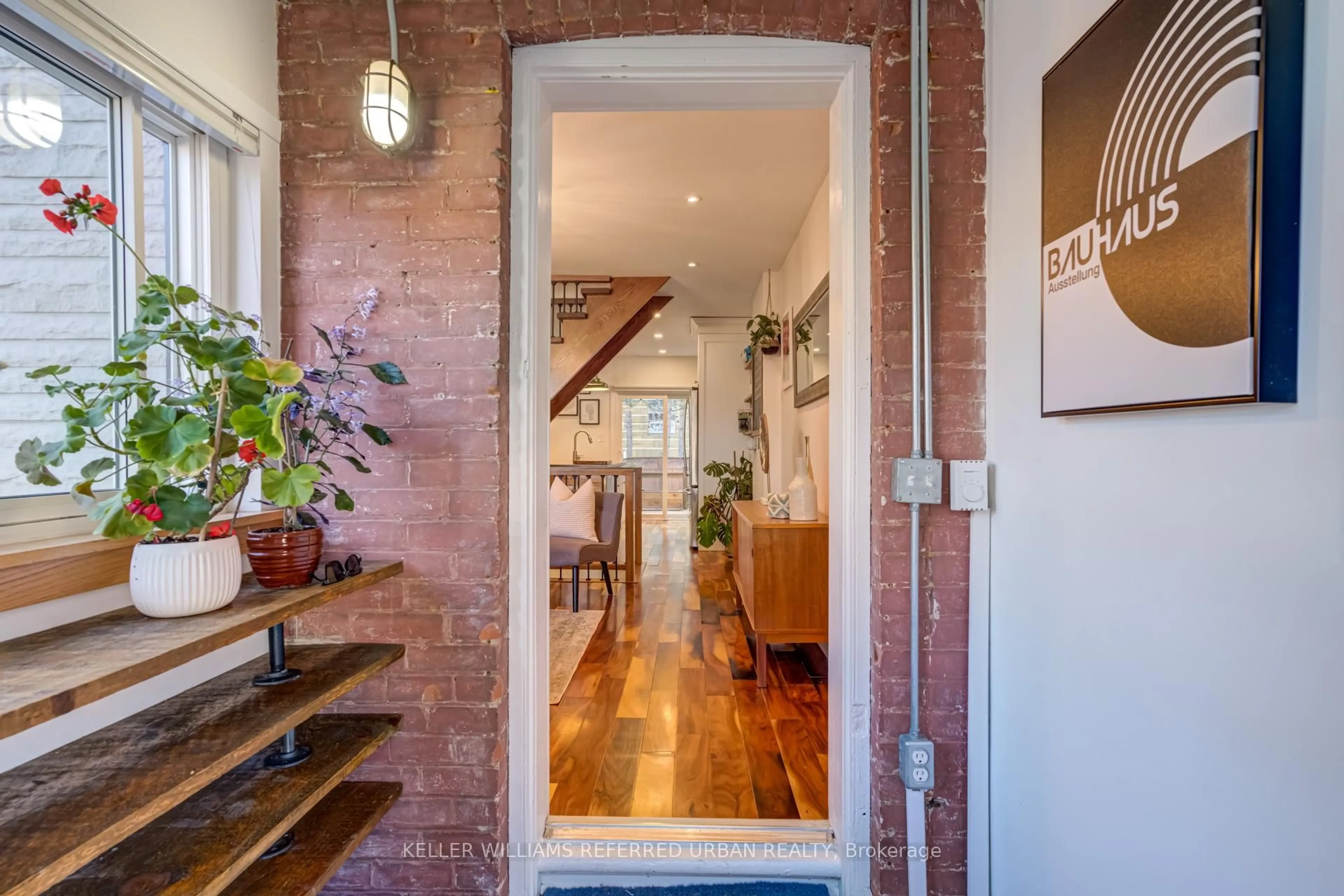 Indoor entryway for 6 Hannaford St, Toronto Ontario M4E 3G7