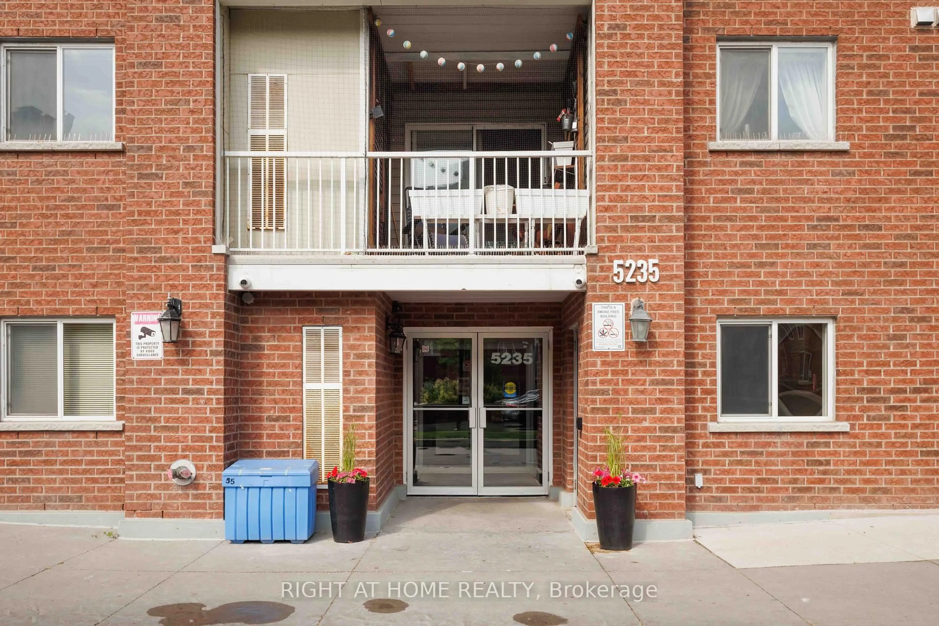 Unknown for 5235 Finch Ave #202, Toronto Ontario M1S 5X3