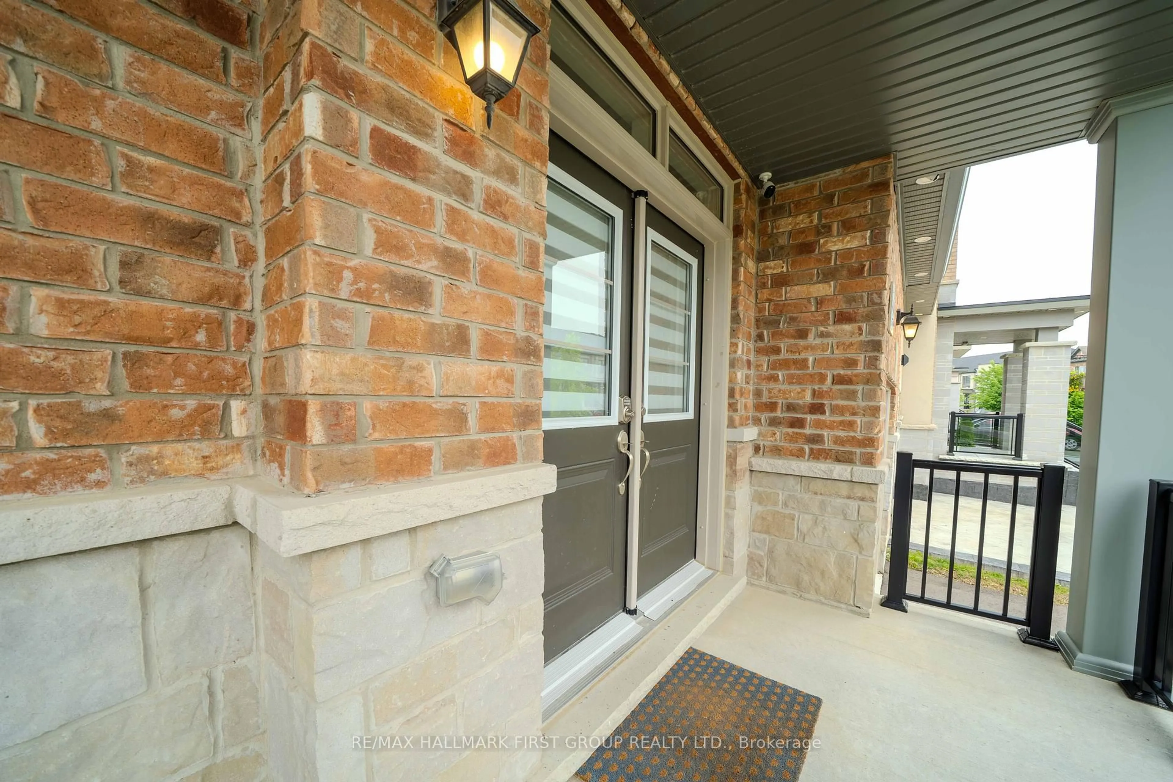 Home with brick exterior material, street for 43 Hahn St, Whitby Ontario L1P 0G9