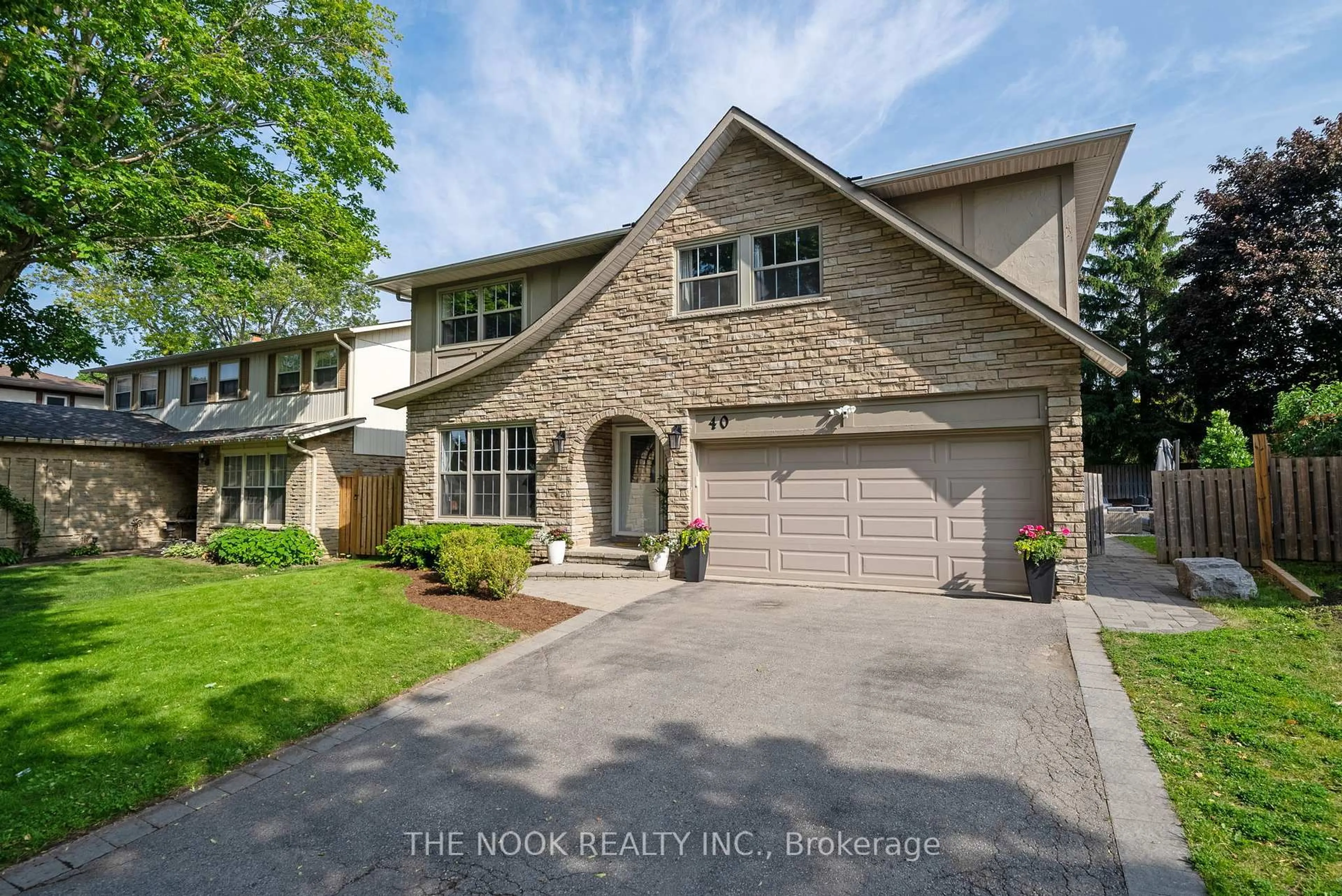 Home with brick exterior material, street for 40 Calder Cres, Whitby Ontario L1N 6M3