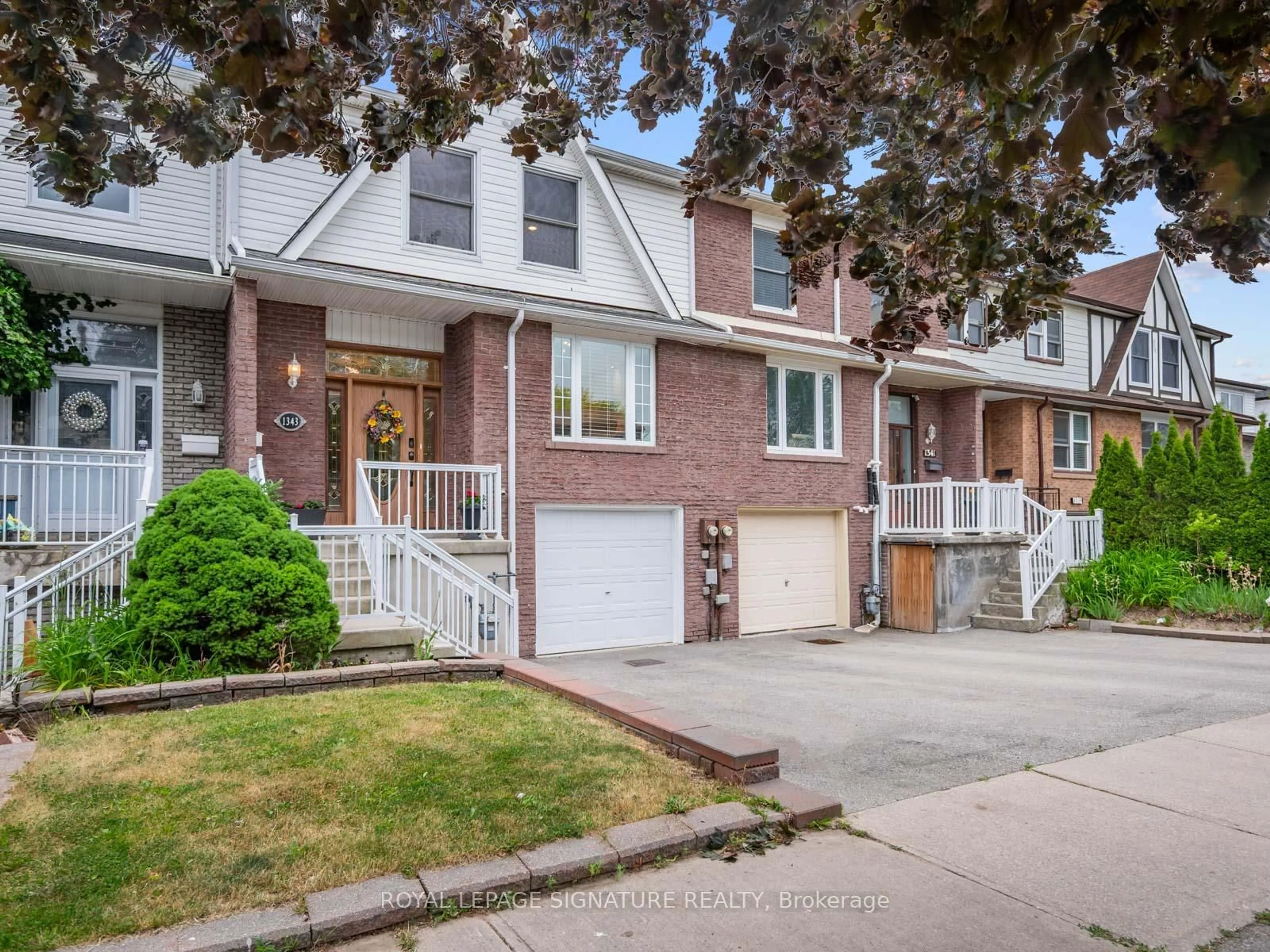 Home with brick exterior material, street for 1343 Brands Crt, Pickering Ontario L1V 2T2